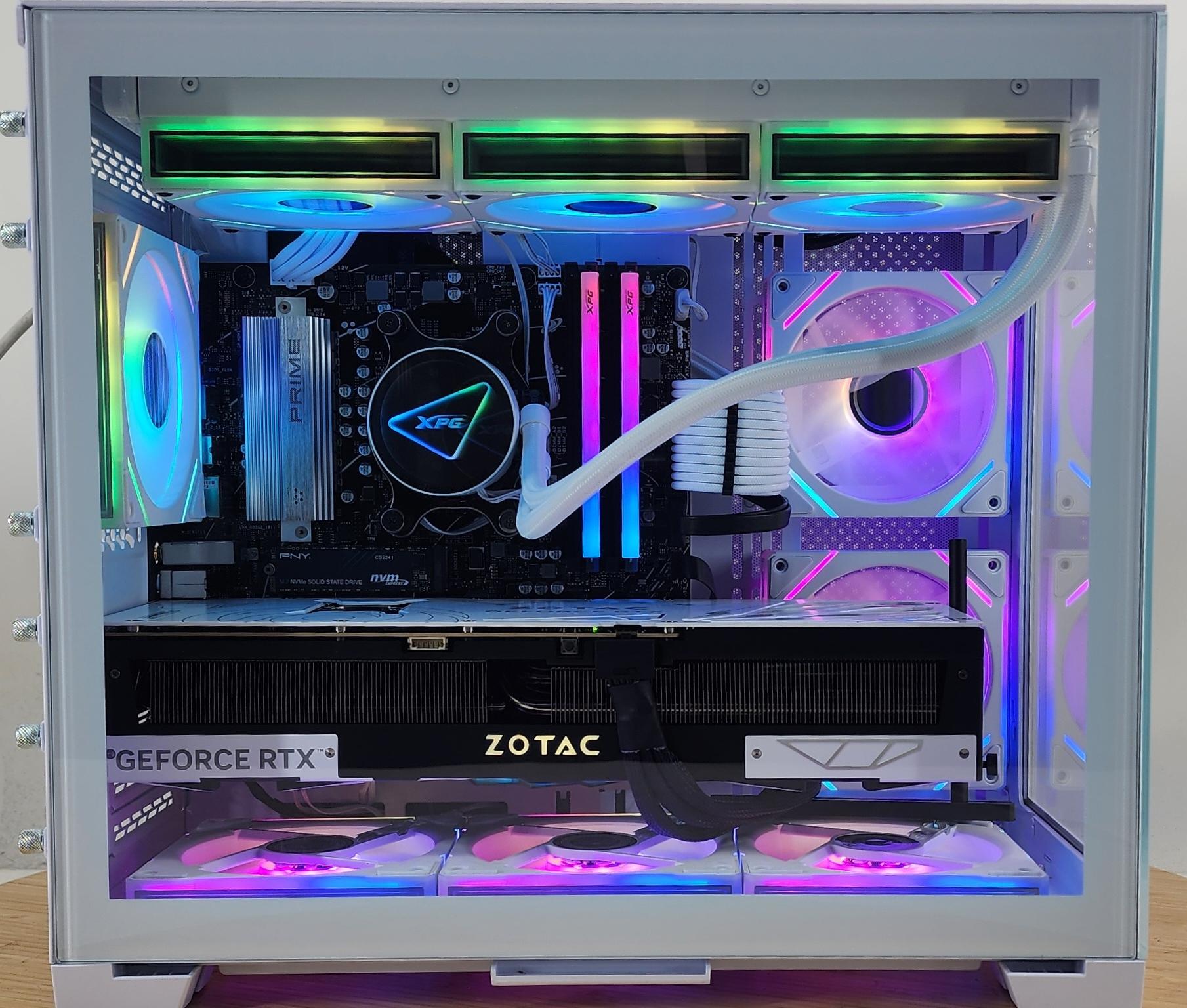 Gaming PC Ryzen 7 7800X3D 32GB RAM 2TB SSD RTX 5070 Ti 16GB Windows 11 Computer