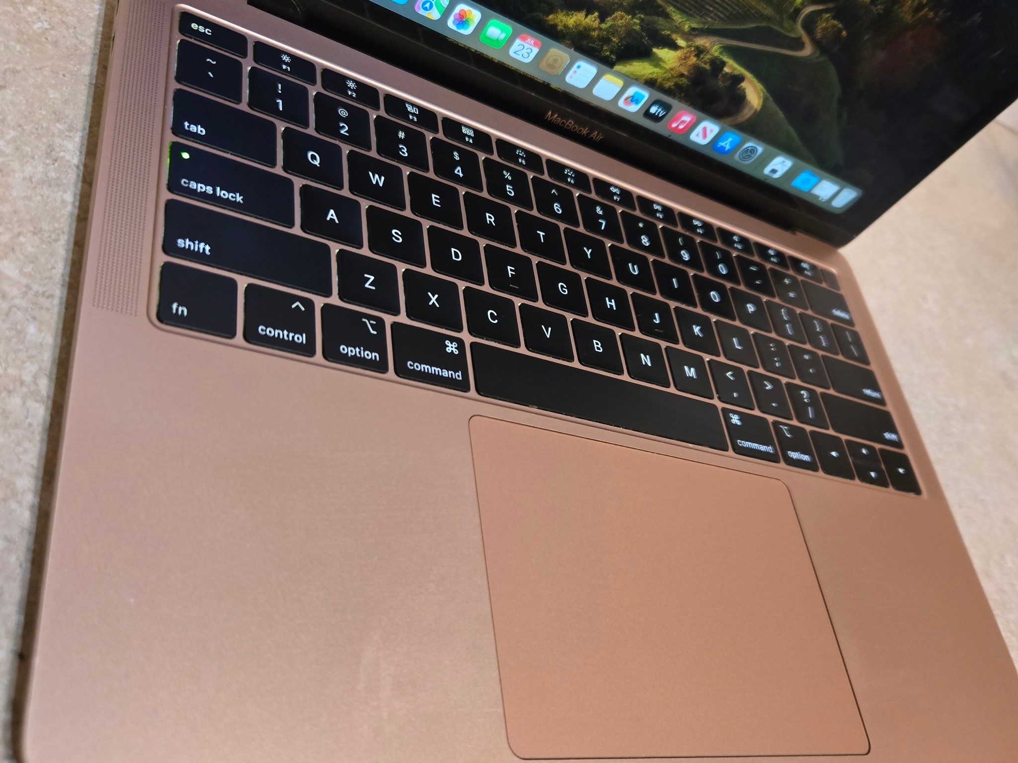 Apple Macbook Air 13 Inch Laptop - 2018 - intel i5 - 256GB SSD - Model A1932