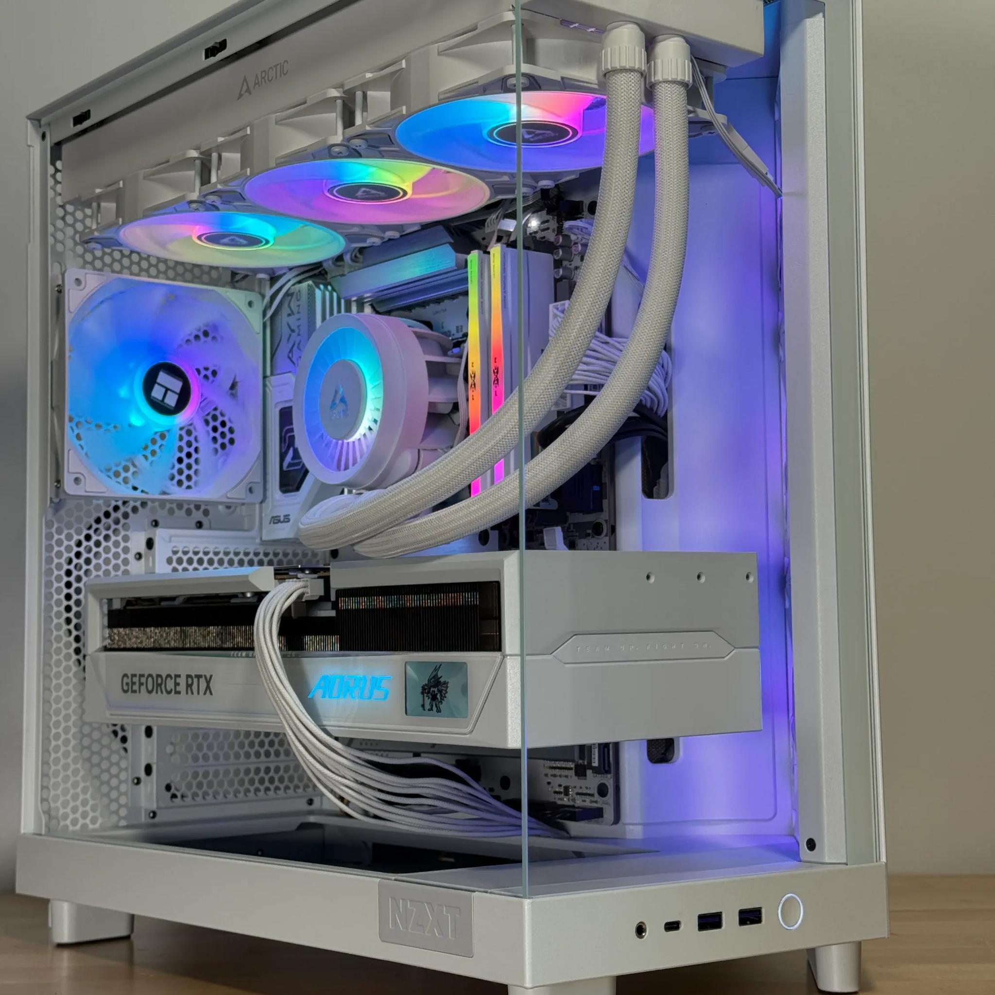 RTX 5090 Ryzen 7 9800x3d Whiteout Gaming PC