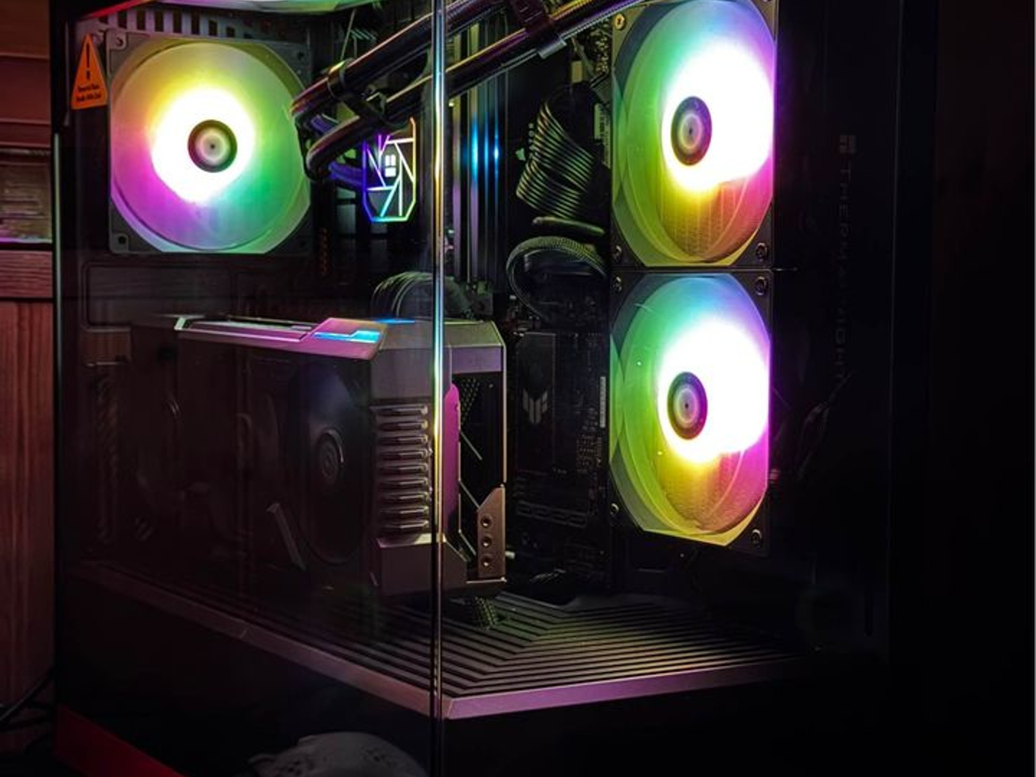 Brand New Gaming PC (7800X3d, ASUS RTX 4070TI OC 1tb NVME, 32GB Corsair DDR5 ram, Hyte y40)