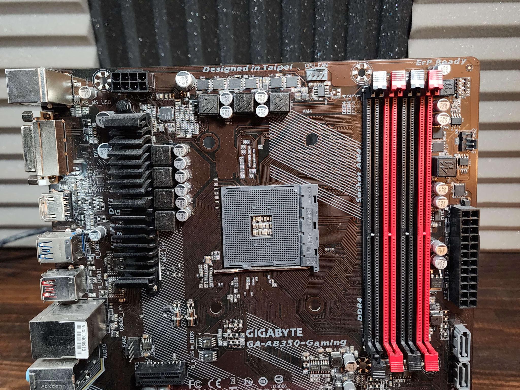 Gigabyte GA-AB350-Gaming *for parts*