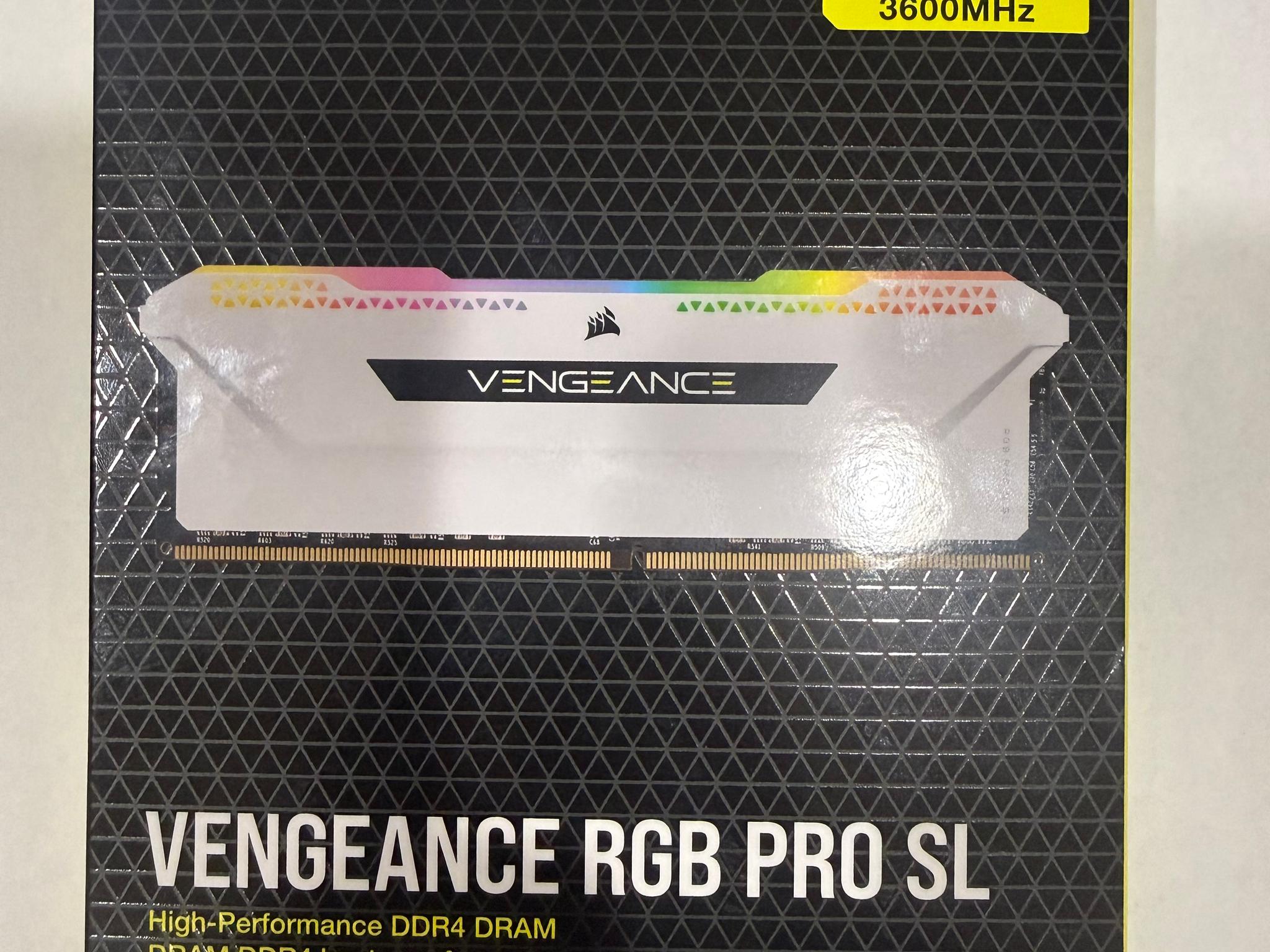 *BNIB* Corsair Vengeance RGB PRO SL 32GB (2x16GB) DDR4 3600MHz C18 UDIMM Desktop Memory White