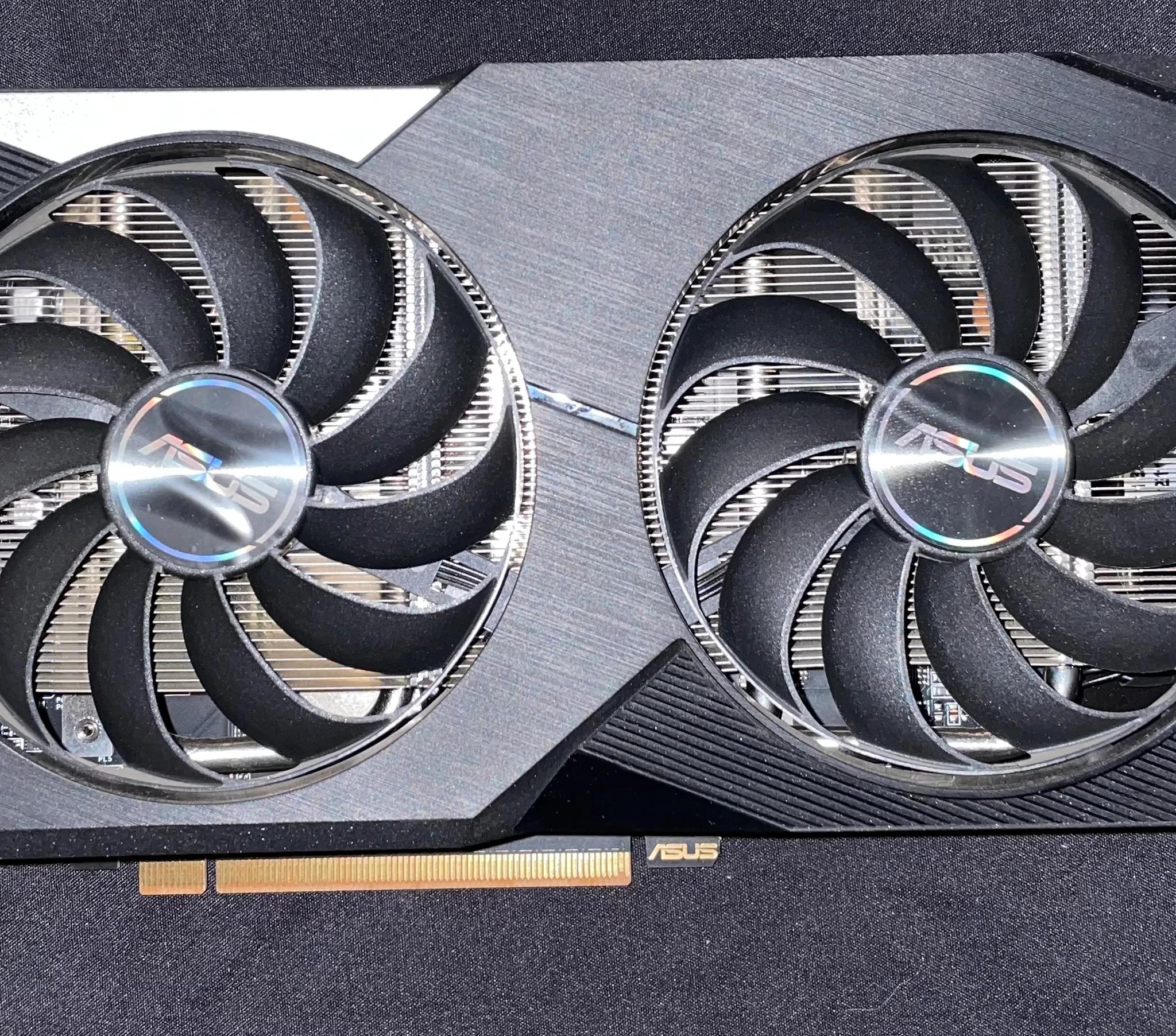 Asus RX 6600 8GB