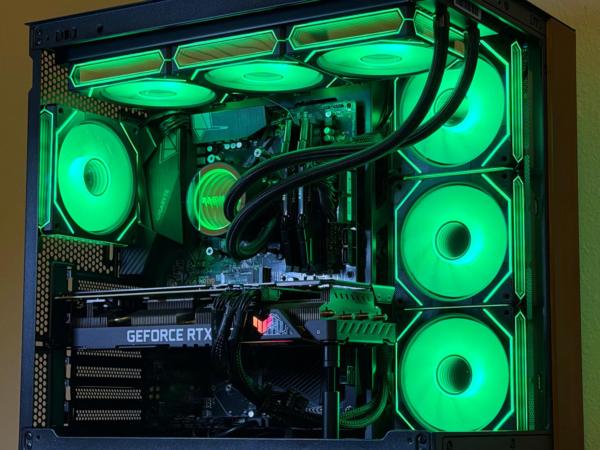 ⭐RGB Gaming Pc | Ryzen 7 RTX 3070⭐