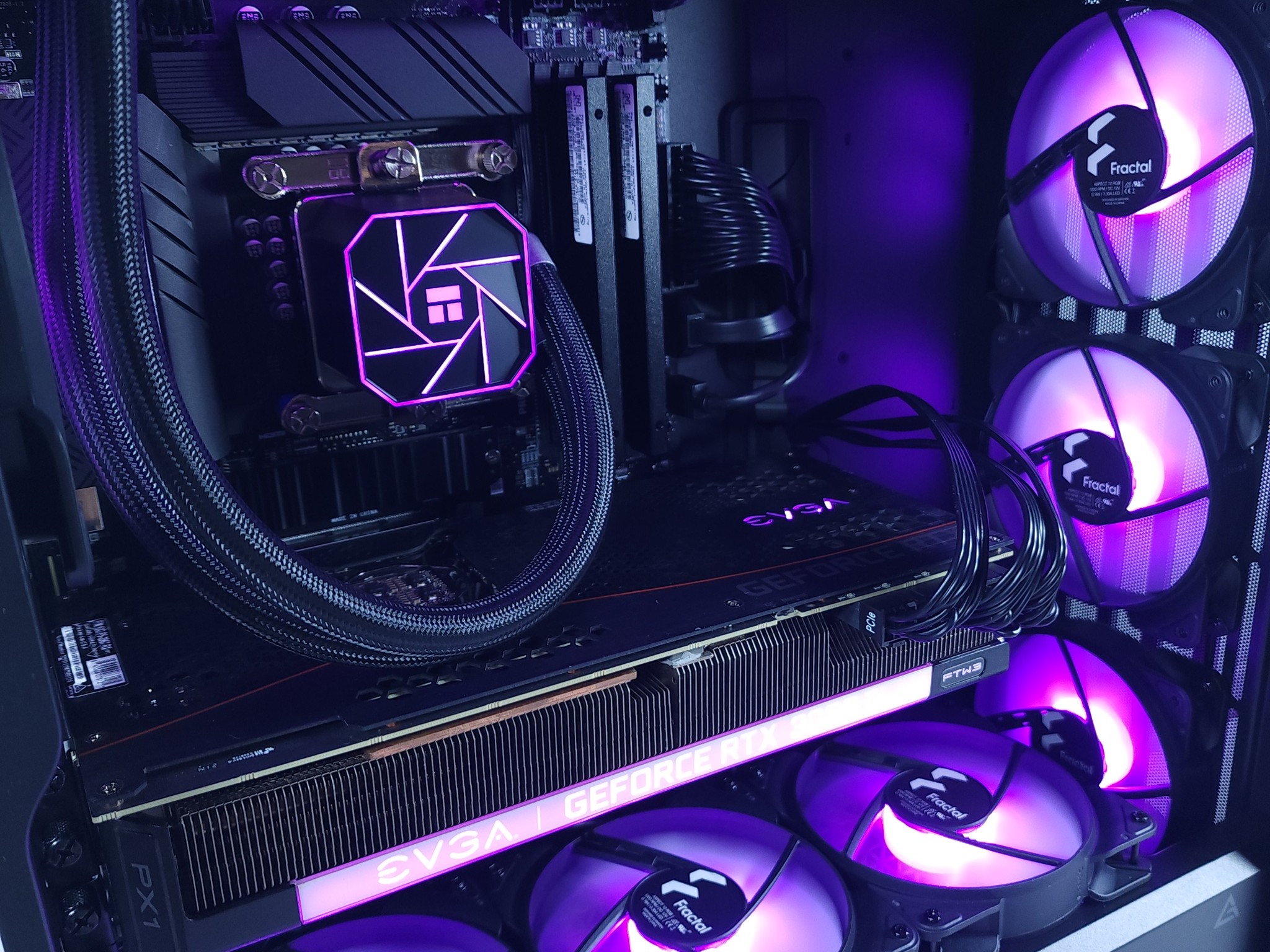 💜🖤1440p Gaming | RTX 3080 Ti FTW3 | Intel Core i5 12600KF | 32GB 3200MHz | 1TB M.2 NVMe SSD Gen 4