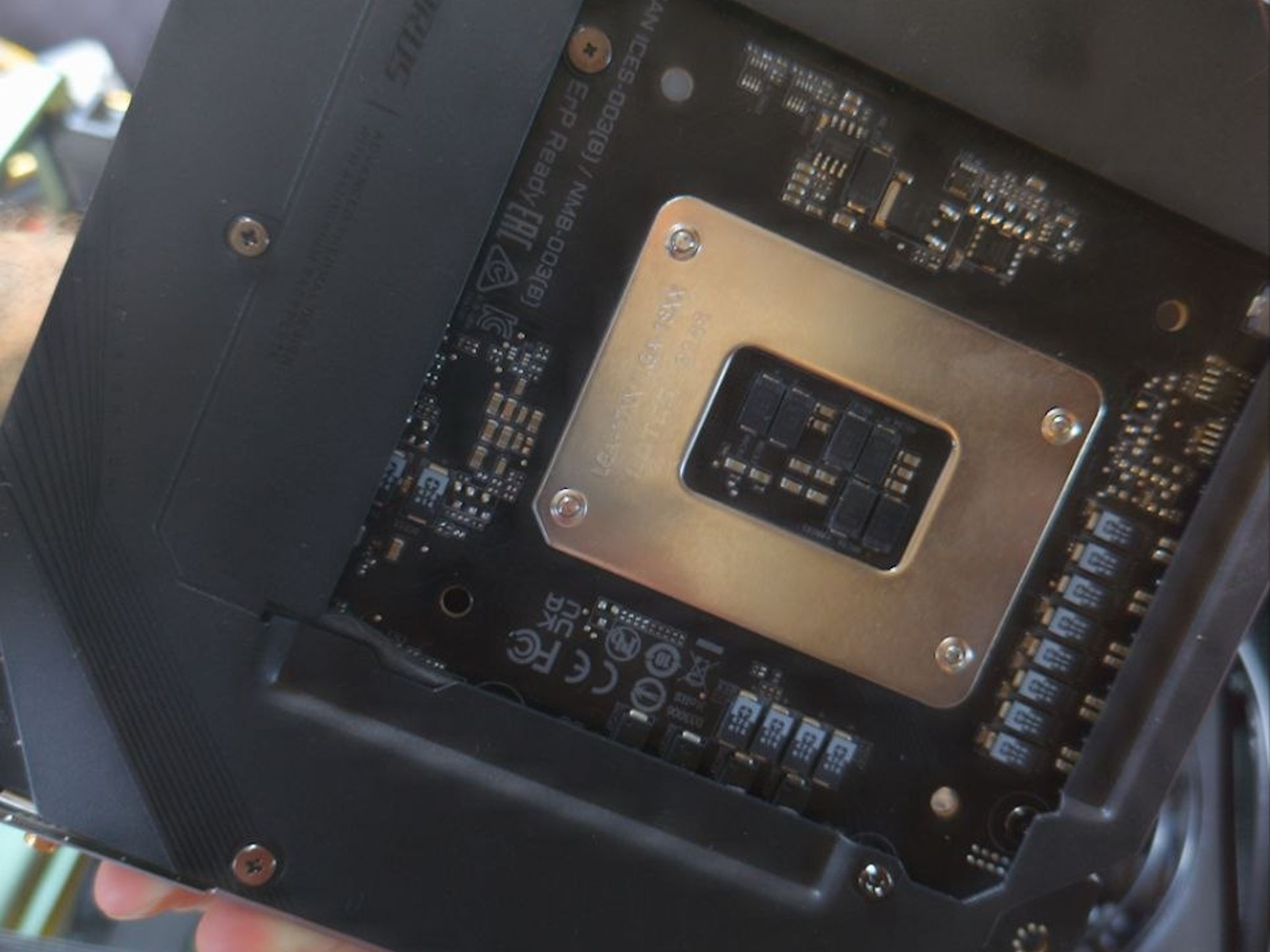 GIGABYTE Z690I AORUS ULTRA & Intel G7400 (12thgen) CPU