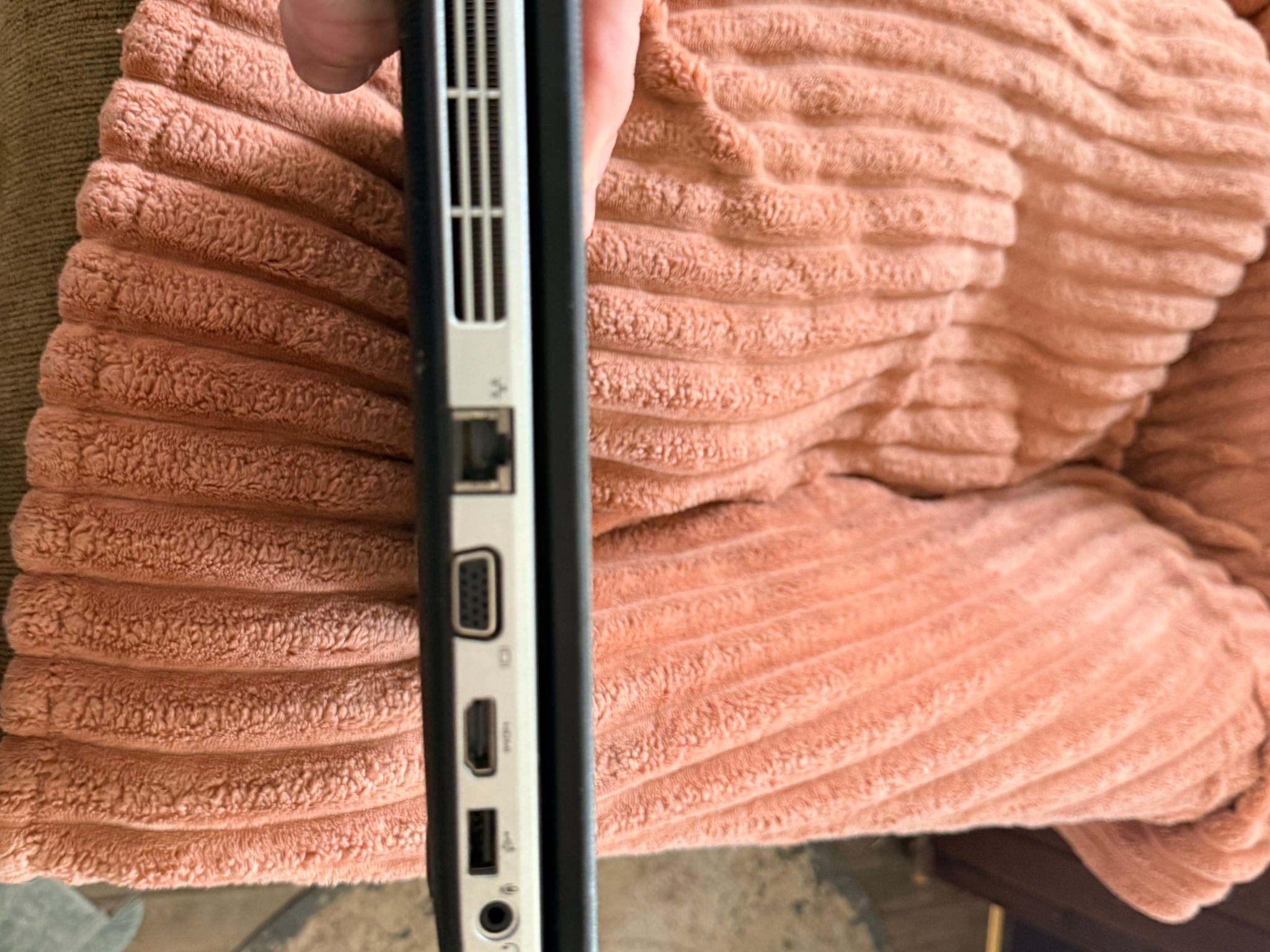 Dell Vostro 1540 - Older i7 Beast - great for general purpose computing
