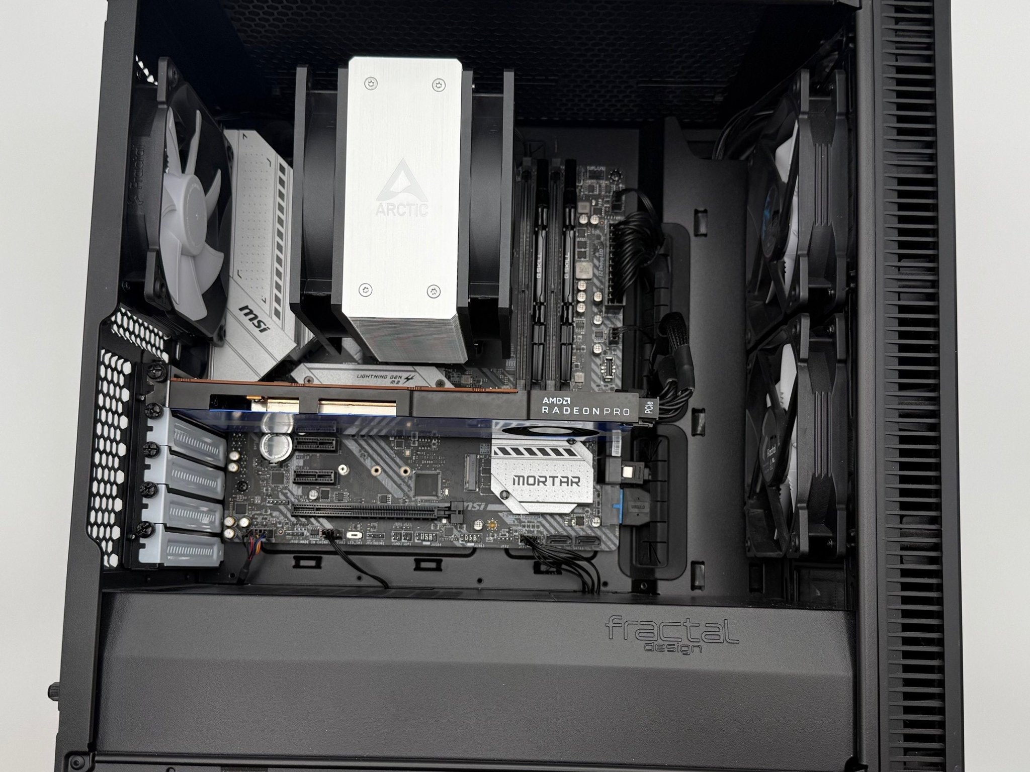 Ryzen 7 3800XT | 32GB RAM| 1.5TB SSD | Radeon Pro 8GB | 2x 24" Samsung Monitors