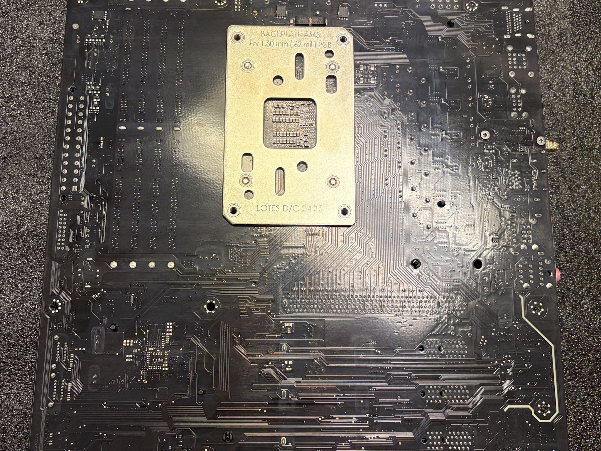 GIGABYTE B650M C V2 AM5 LGA 1718 AMD B650 M-ATX Motherboard-USED