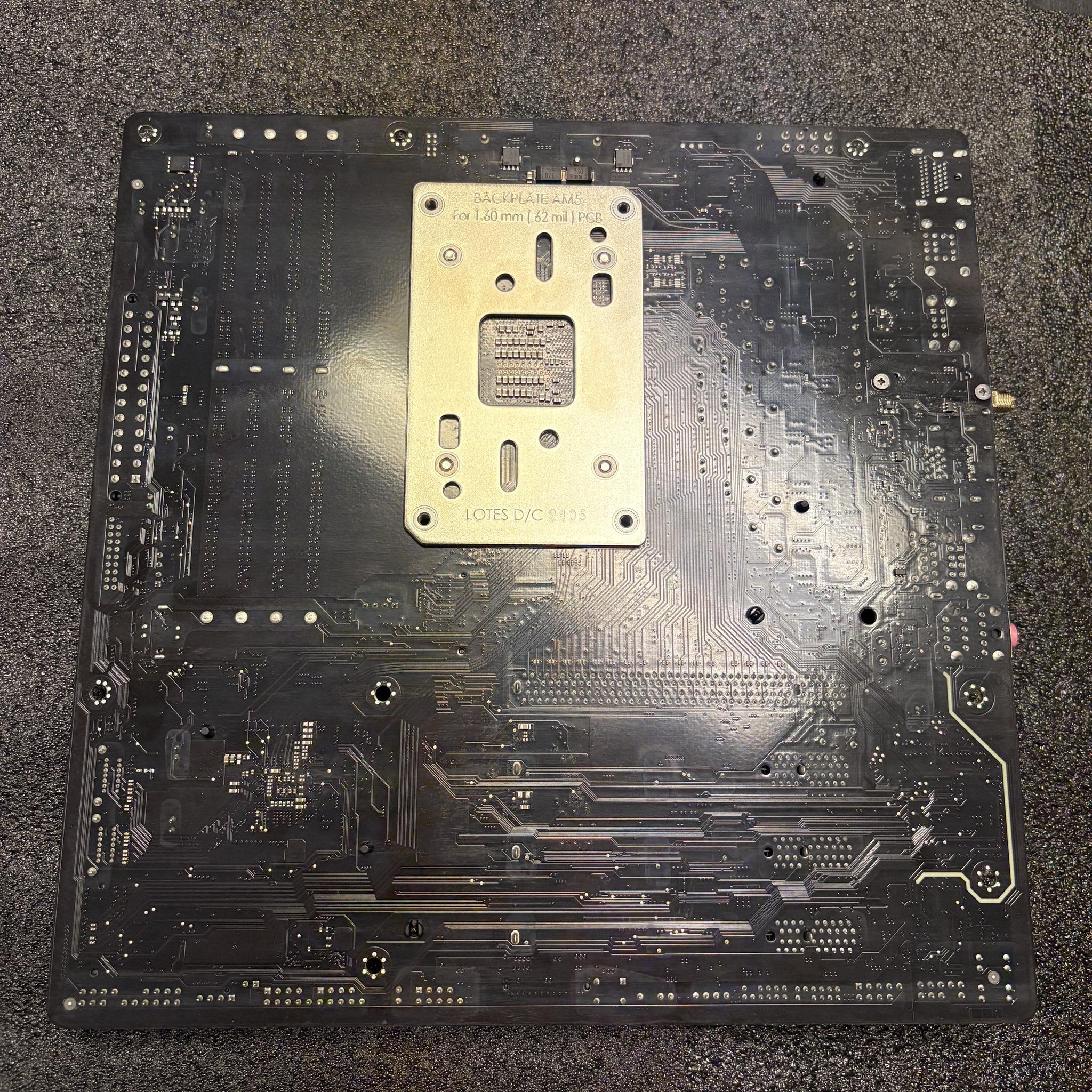 GIGABYTE B650M C V2 AM5 LGA 1718 AMD B650 M-ATX Motherboard-USED