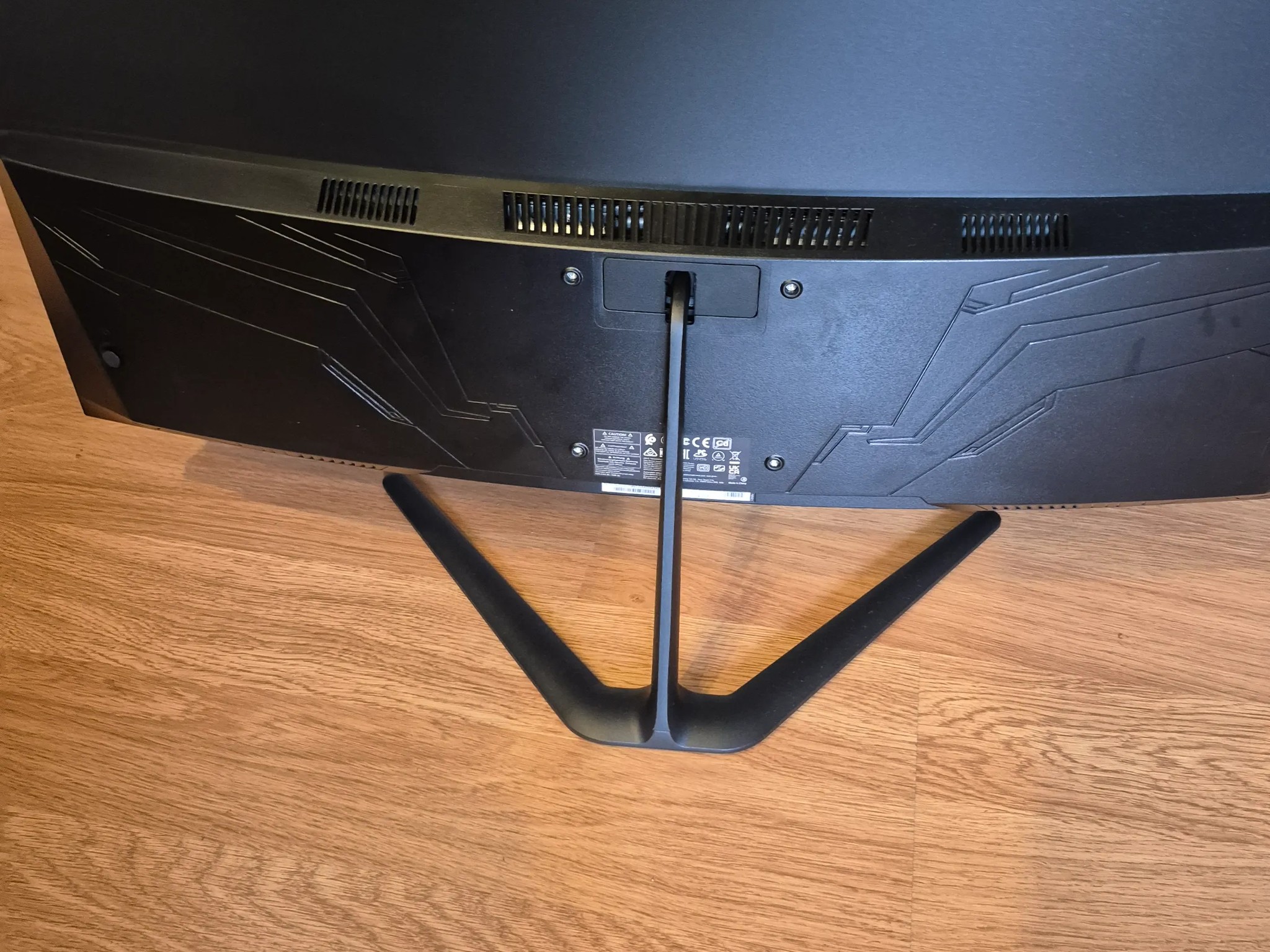 Acer ED320Q 31.5” Curved Gaming Monitor – 180Hz, 1ms, Full HD, Immersive Gameplay