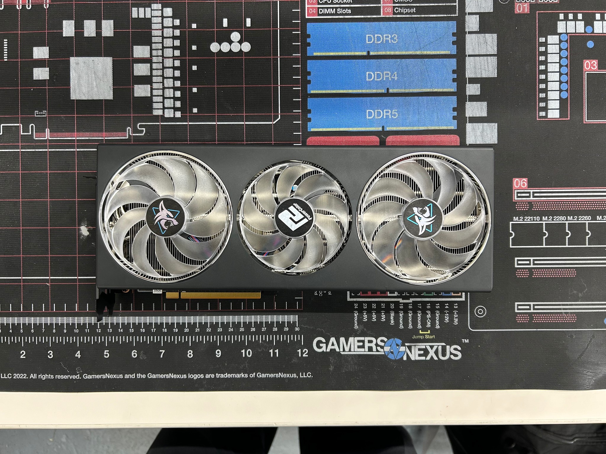 PowerColor Hellhound RX 7800XT 16GB