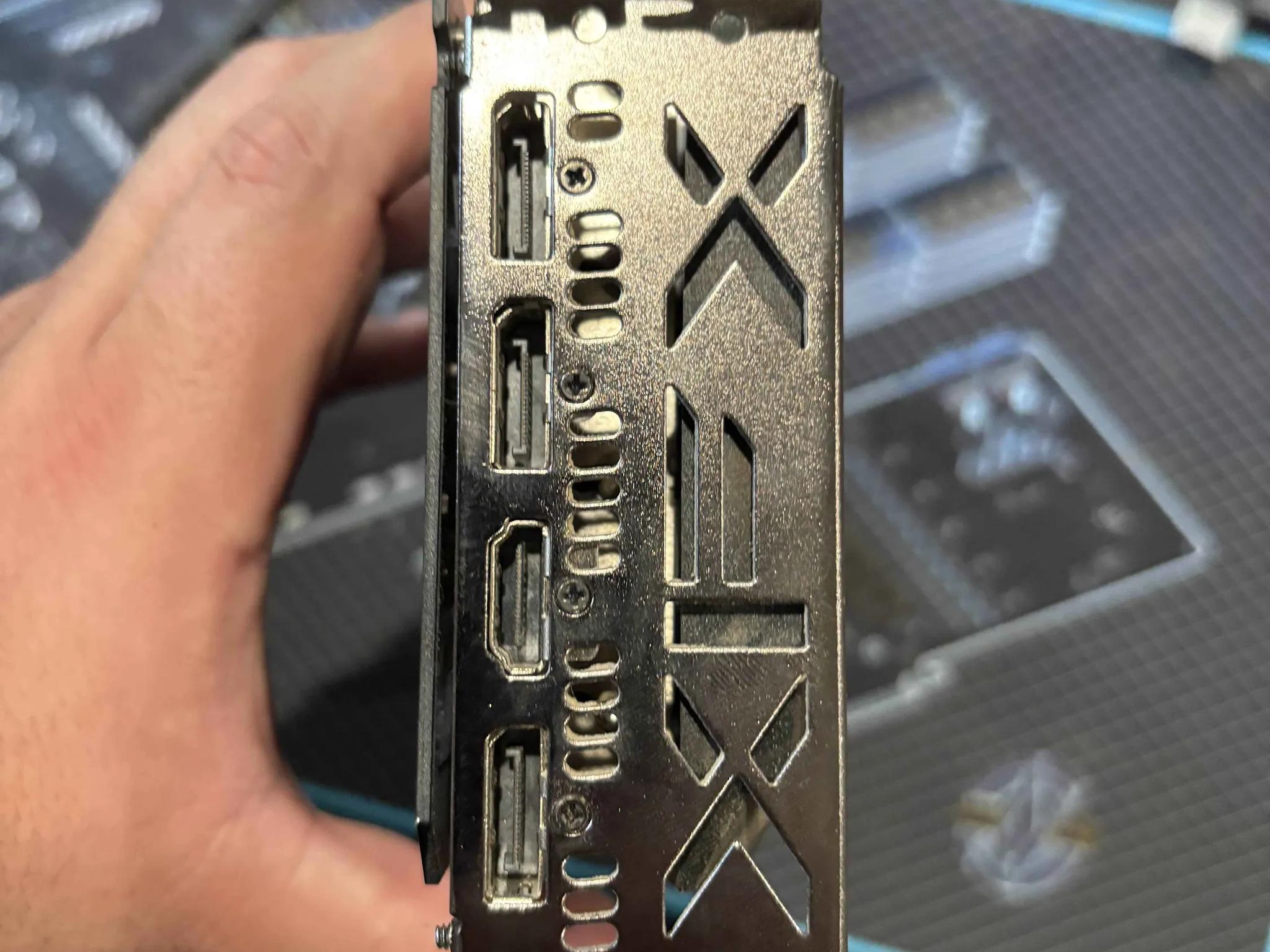 XFX SWFT 309 RX 6700XT