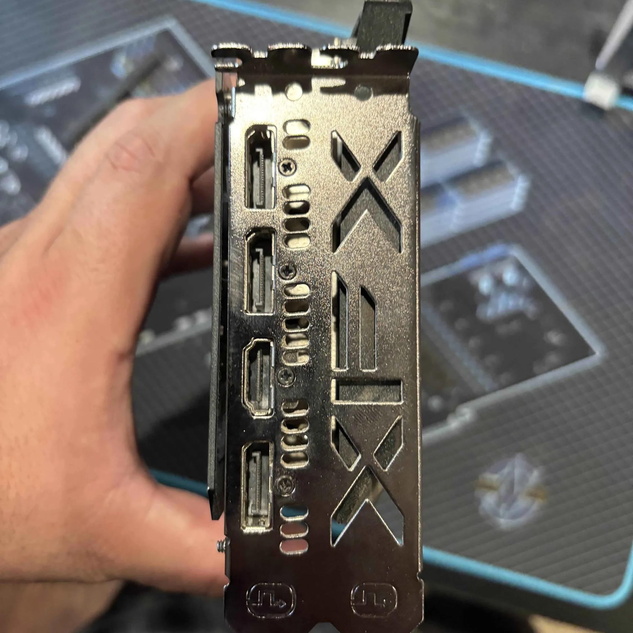 XFX SWFT 309 RX 6700XT