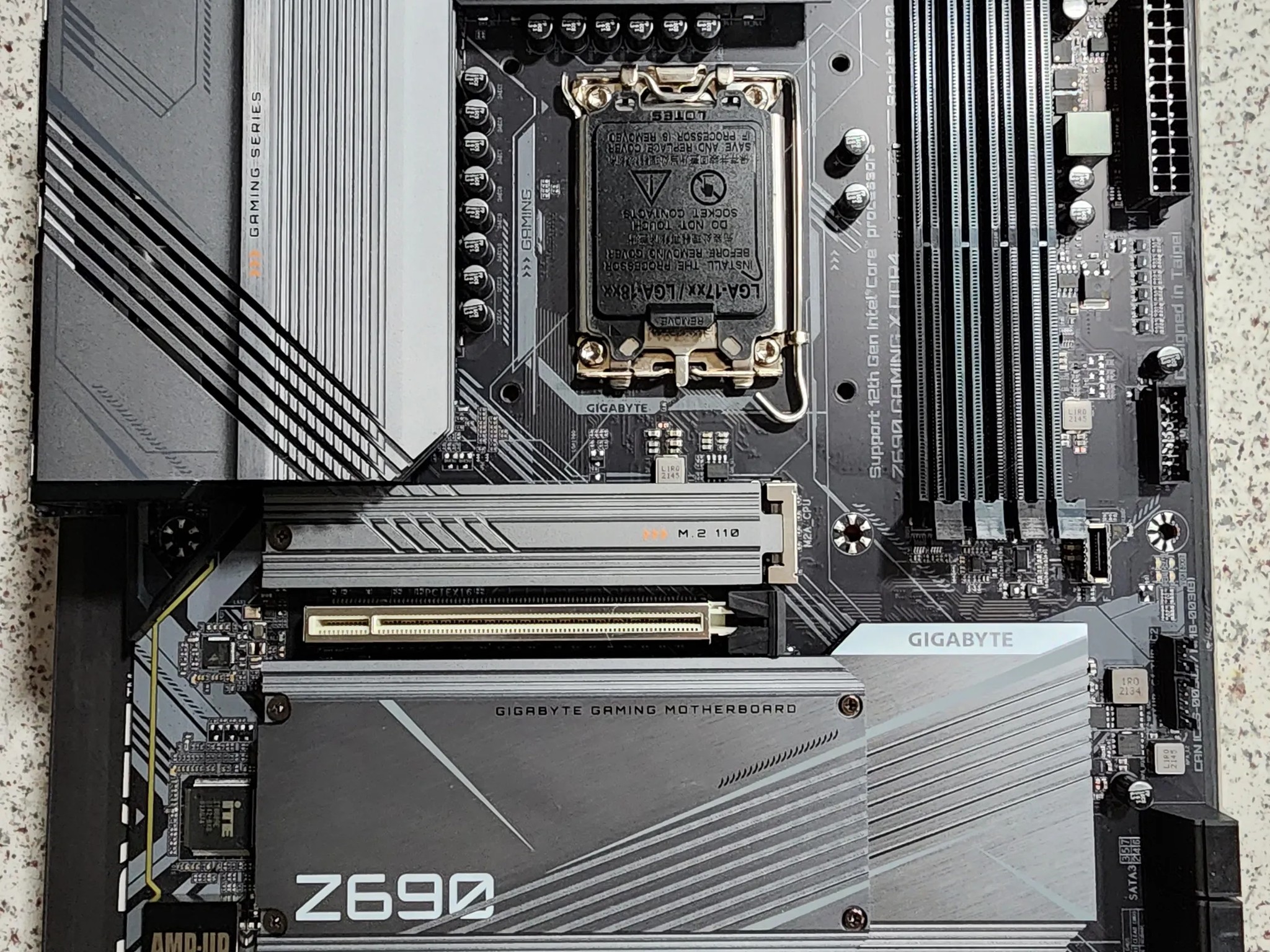 Gigabyte Z690 Gaming X DDR4