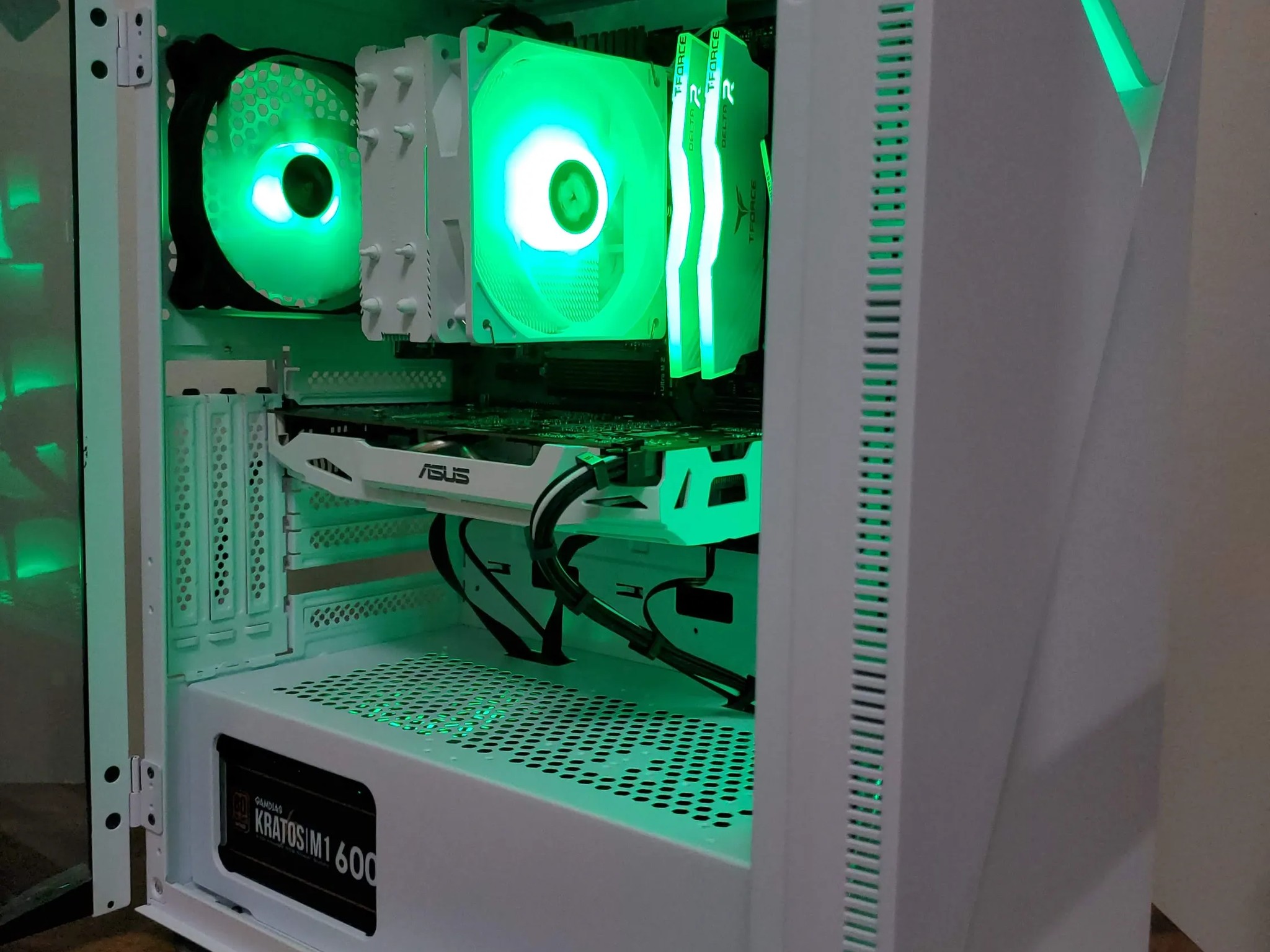 White Starter Gaming PC | GTX 1060 | Ryzen 5 | 16GB DDR4 3200 ARGB | 1TB NVME SSD | Wifi