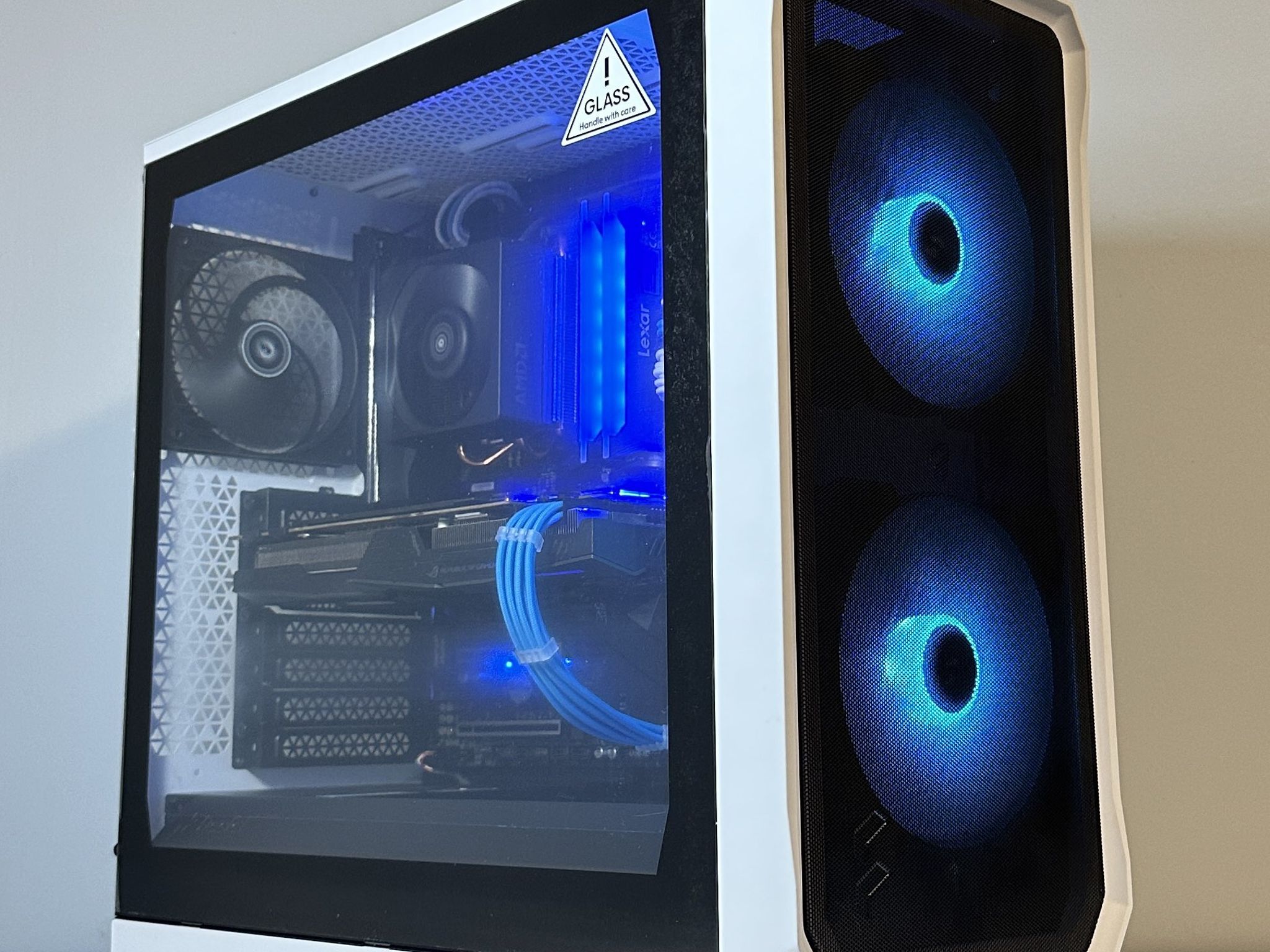 Ryzen 7 1700X/Nvidia GTX 1070 8GB Custom White RGB Gaming PC W/ Keyboard & Mouse