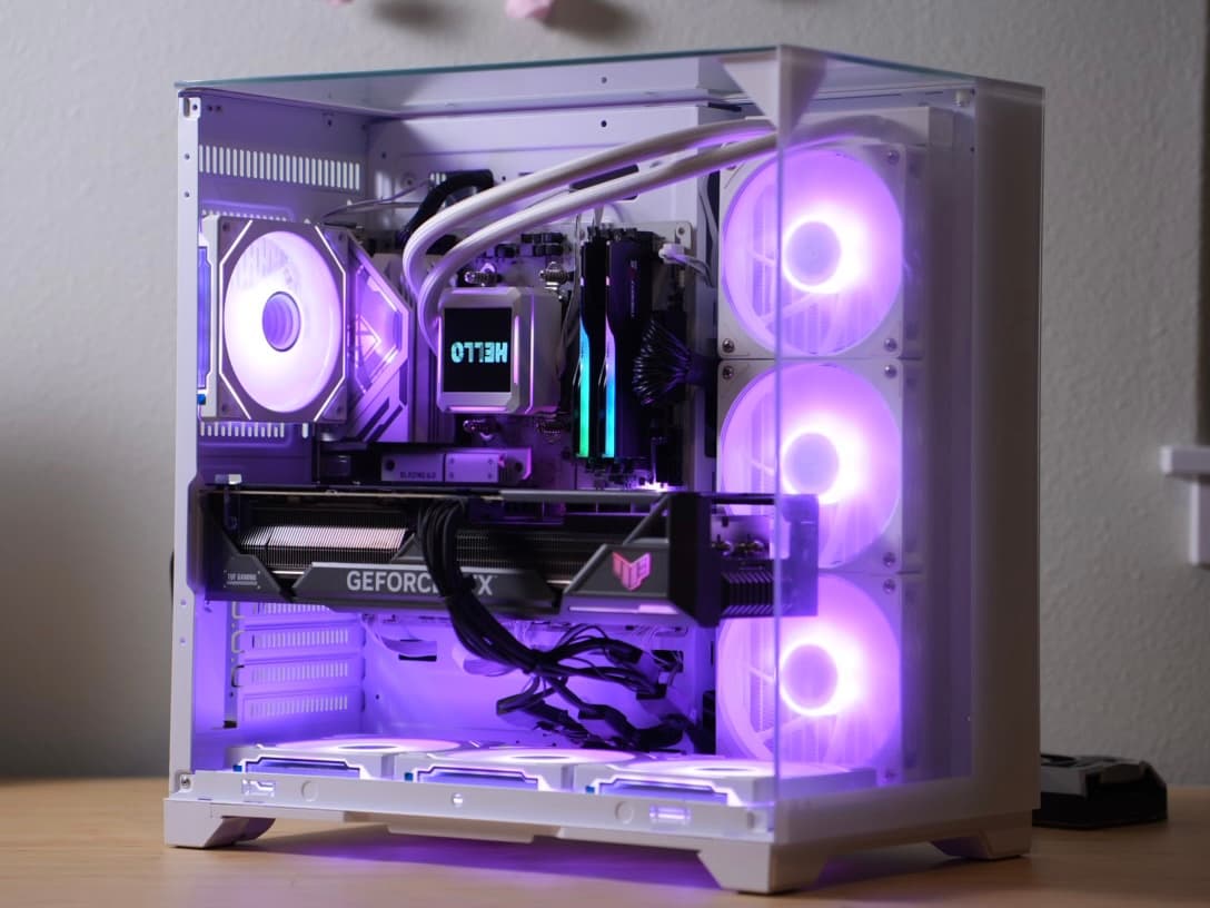 RTX 4090 & 9800X3D & 64 GB DDR5 Gaming PC