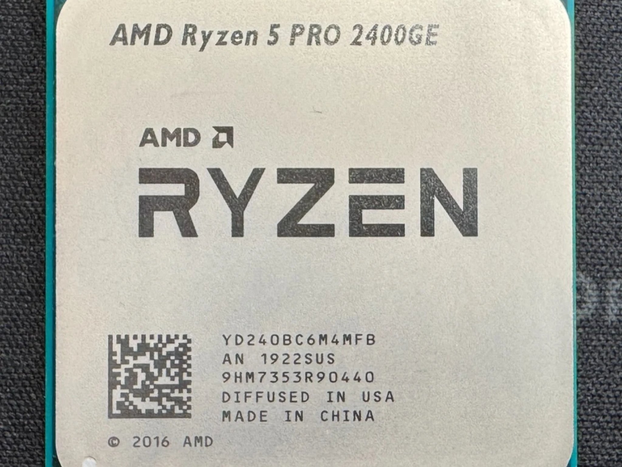 AMD Ryzen 5 PRO 2400GE 3.2GHZ 3.8MHZ Turbo Radeon RX Vega 11