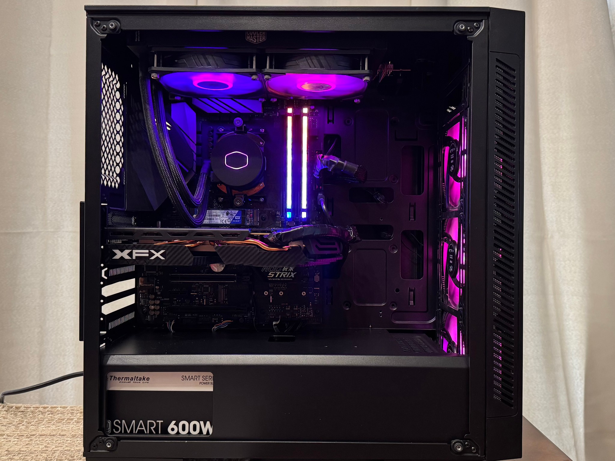 "AERO" | XFX RX 580 | Ryzen 5 2600x | 16GB DDR4 | 512GB SSD + 1TB HDD