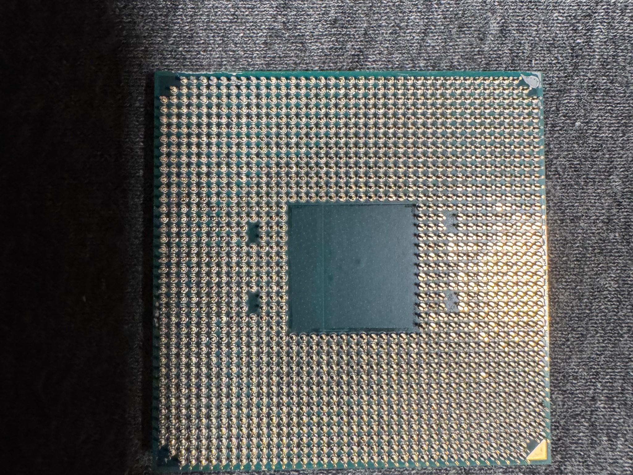 CPU/RAM/MOBO Bundle: 5800X3D 32GB DDR4-3600 X570 MB