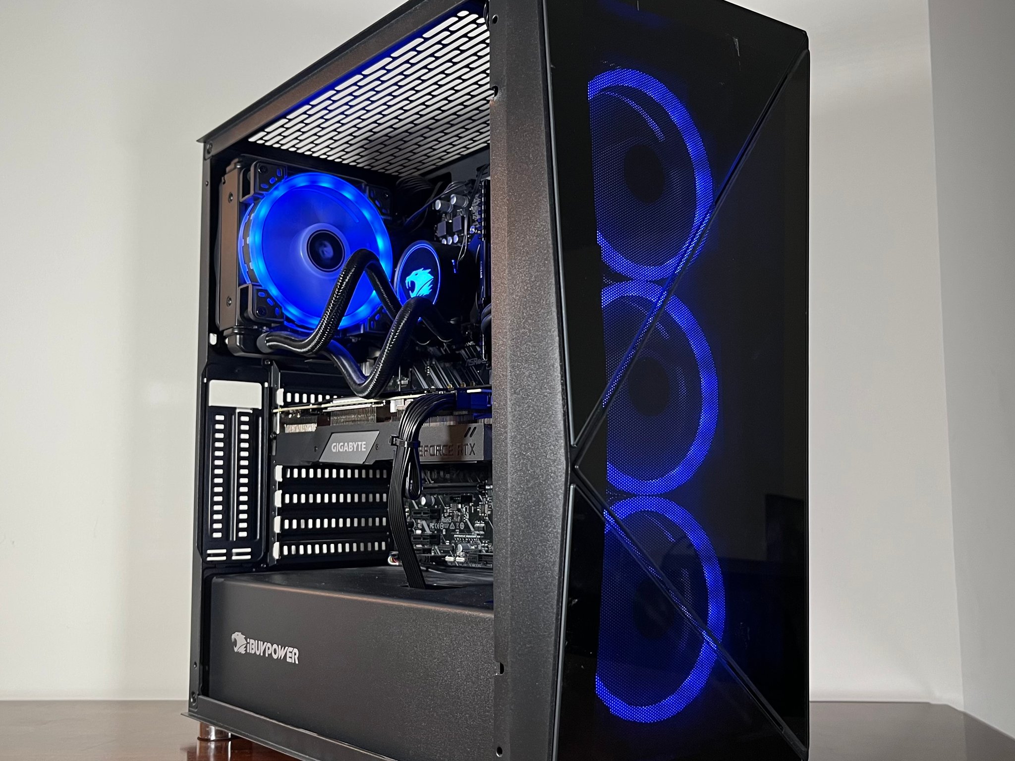 🔵1440P MONSTER🔵 RTX 2080 SUPER | 32GB RAM | 1.5TB Storage | Liquid Cooled | i7 9700K | Wi-Fi