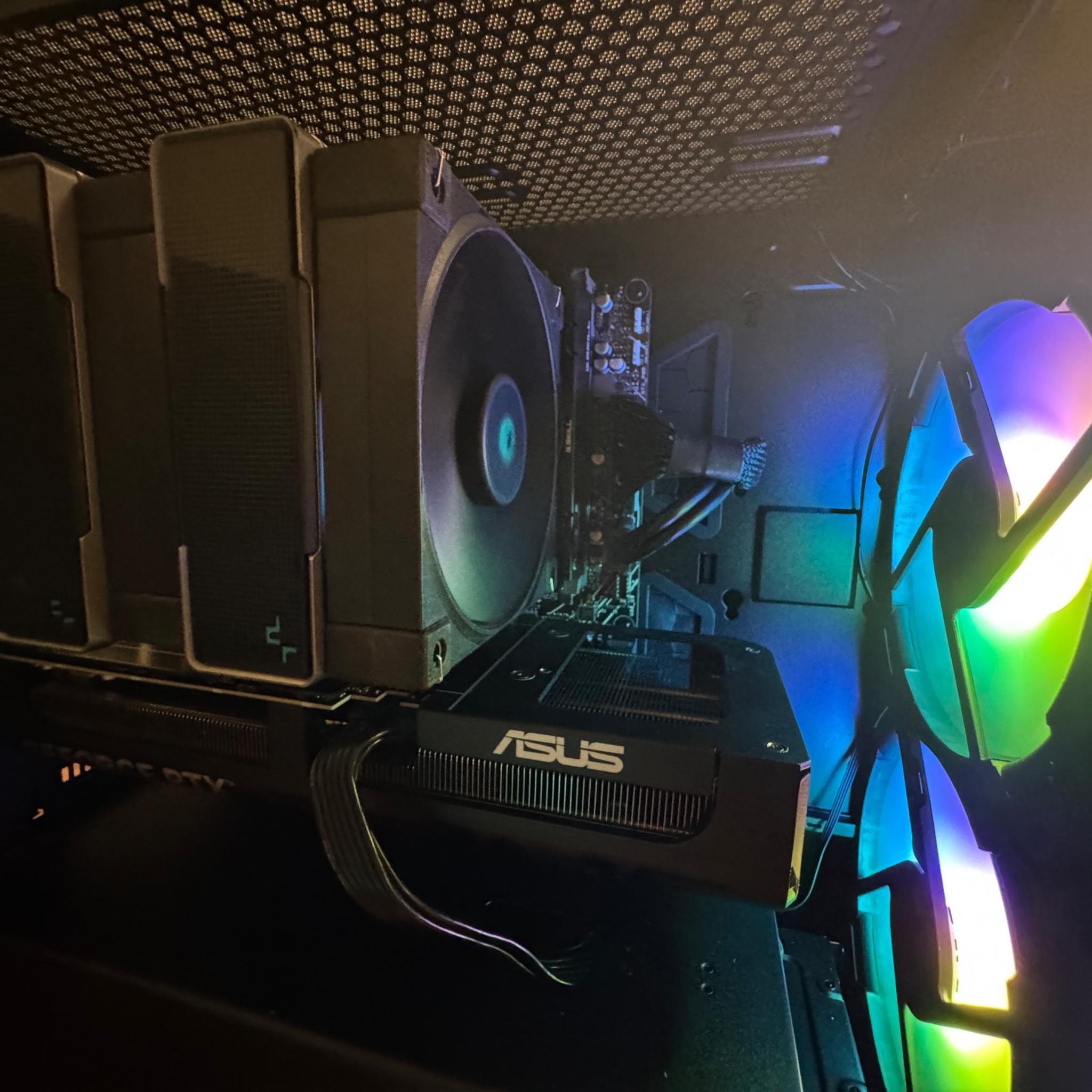 RTX 5070, R5 9600x ,1Tb gen4 SSD, 32gb DDR5 6000mt/s, ak620 tower cooler