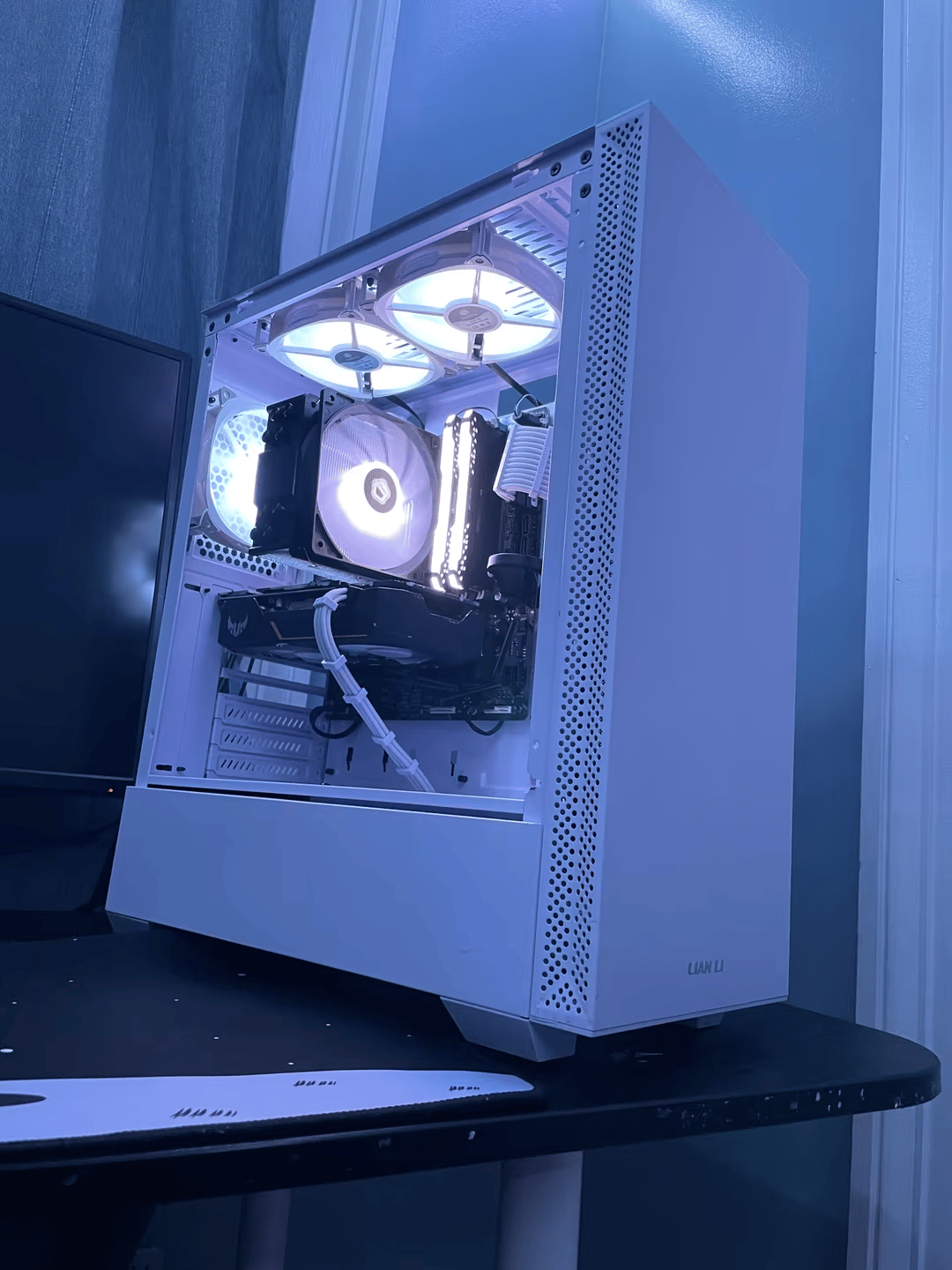 Icebox// I5-10400, Nvidia 1650 4Gb Super Budget Gaming PC