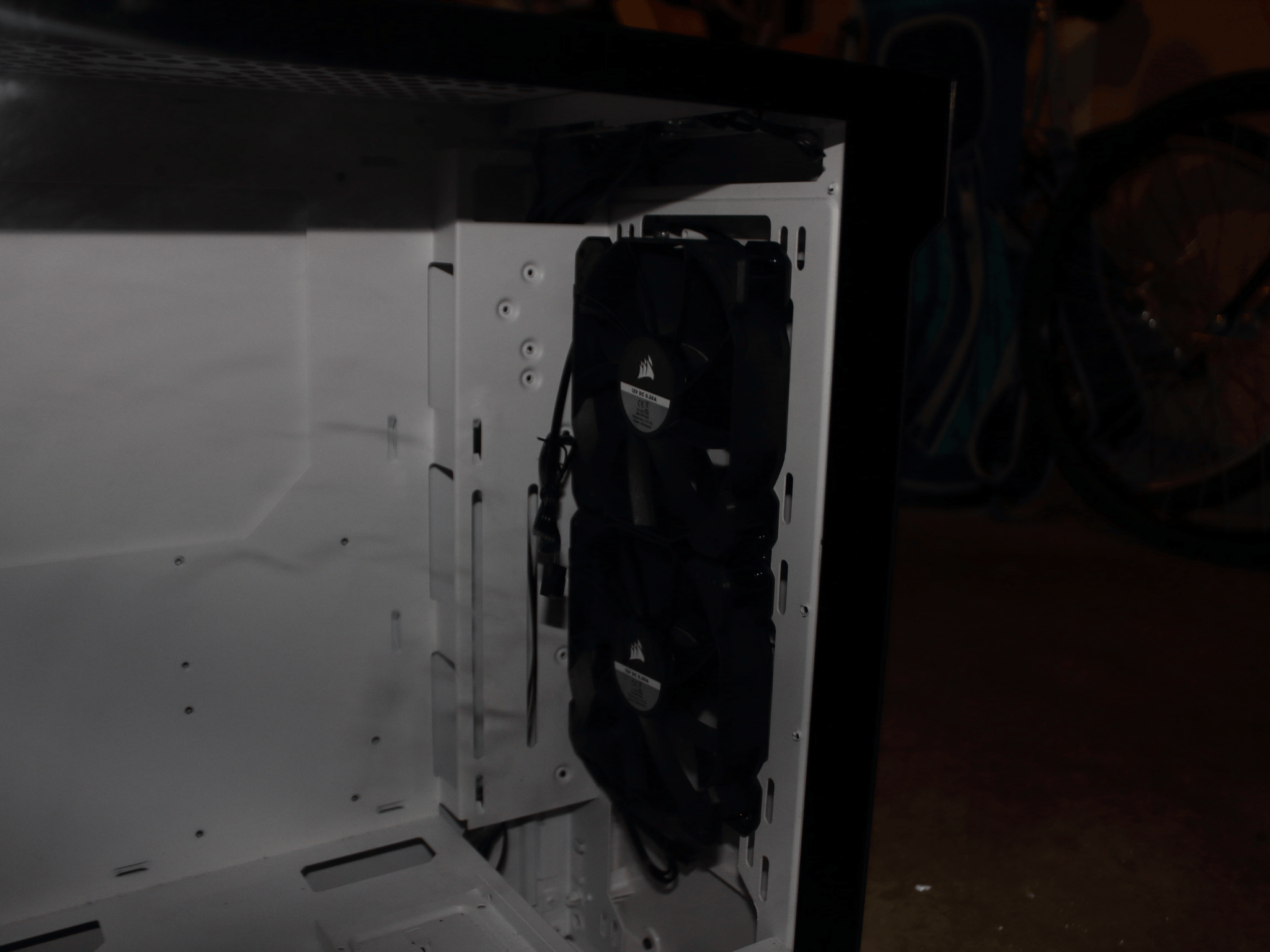 Thermaltake H200 Tempered Glass Snow Edition RGB Mid Tower PC Case