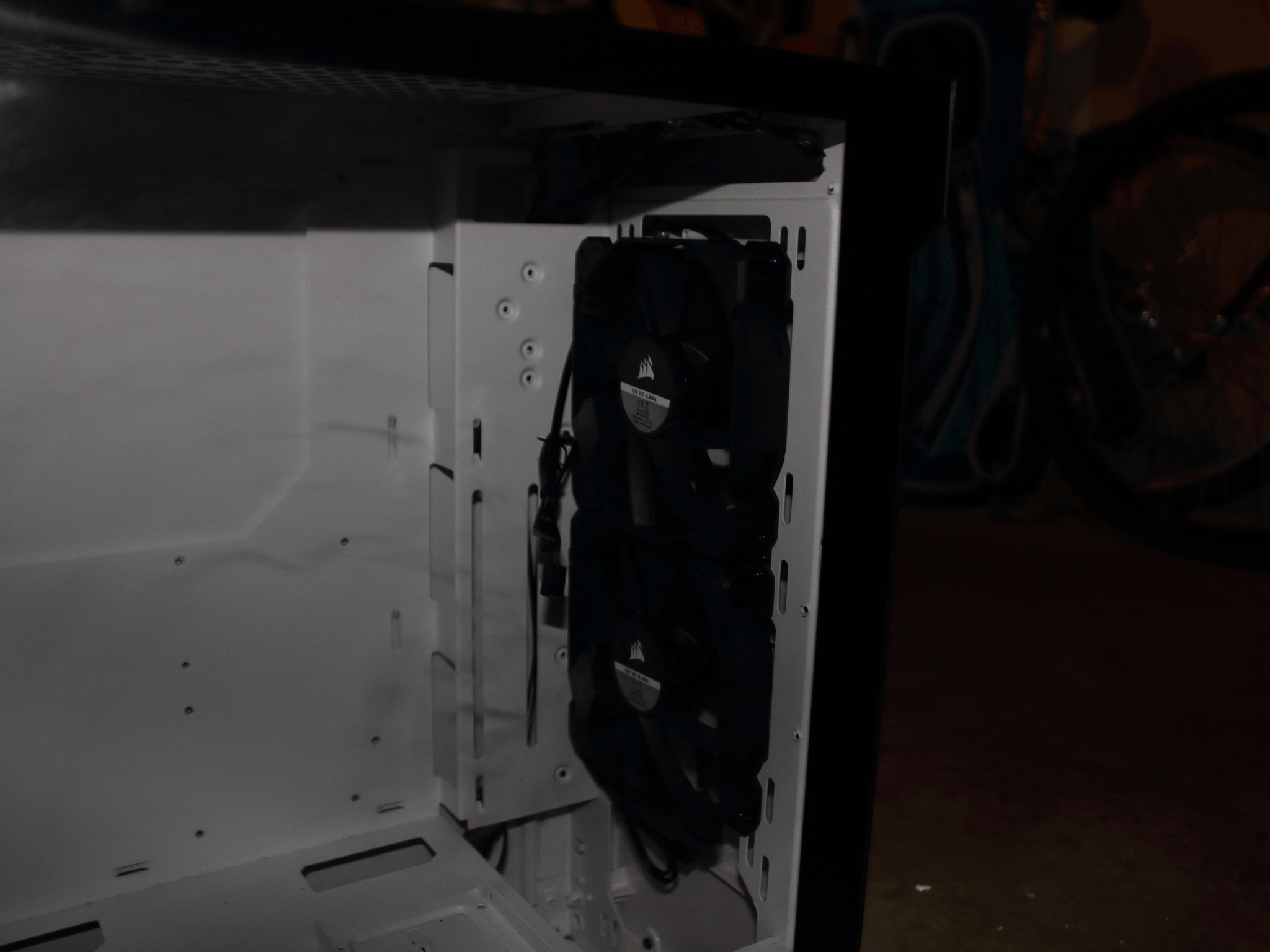 Thermaltake H200 Tempered Glass Snow Edition RGB Mid Tower PC Case