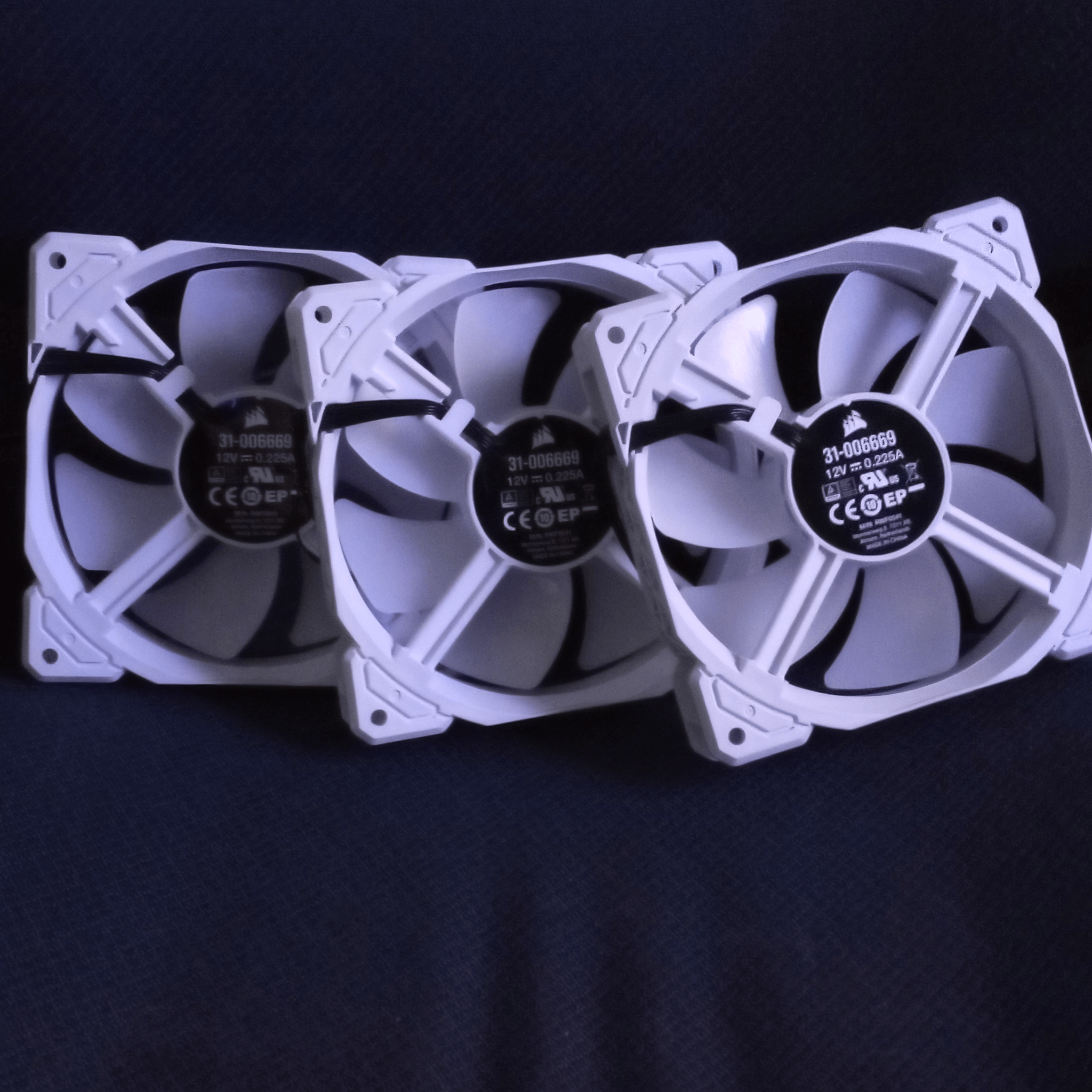 Corsair ML120 RGB White Magnetic Levitation Fans (Triple Pack)