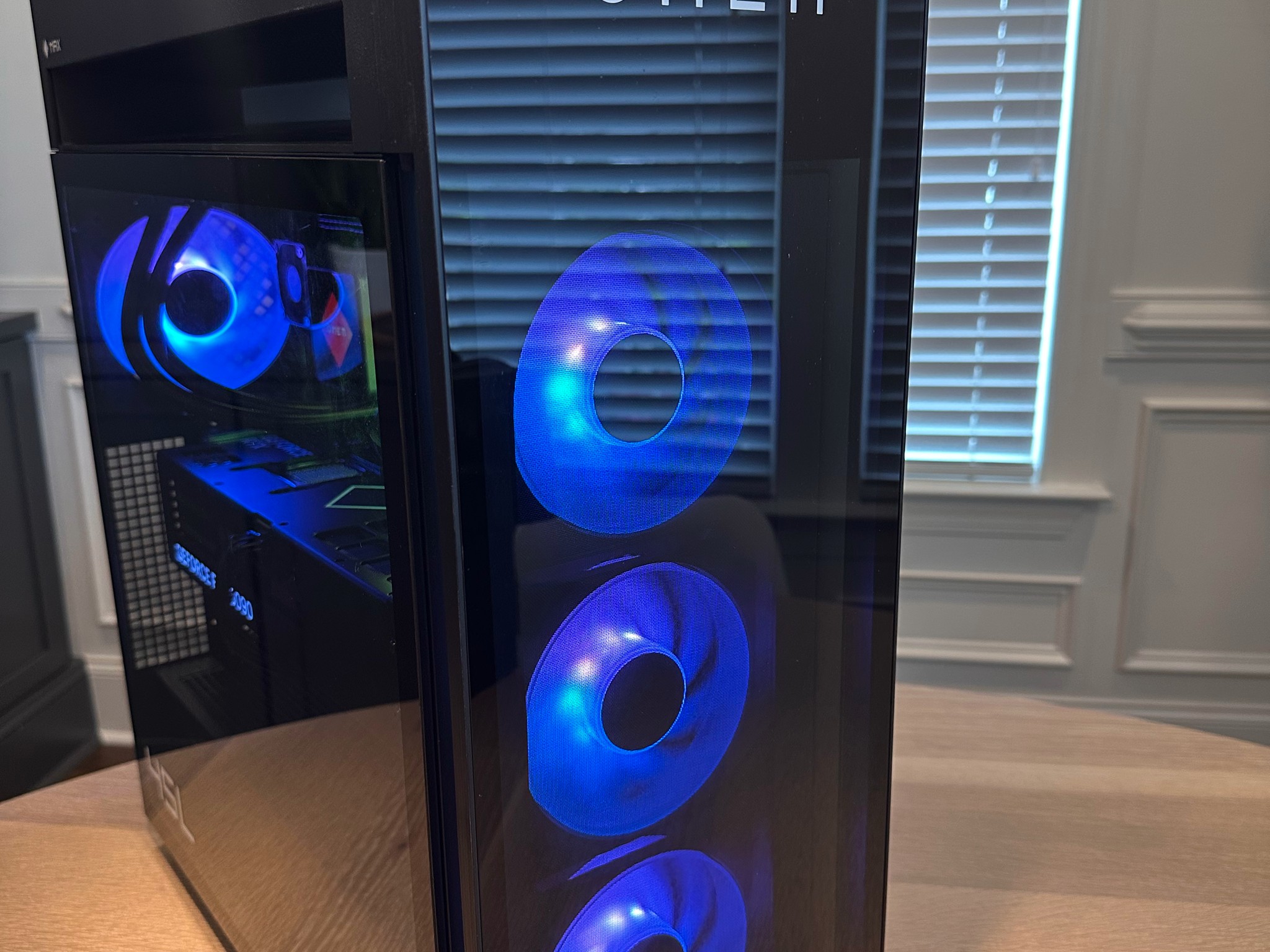 Brand New HP Omen 45L Ryzen 9950X3D, RTX 5090, 32GB, 1TB M2, 1200W