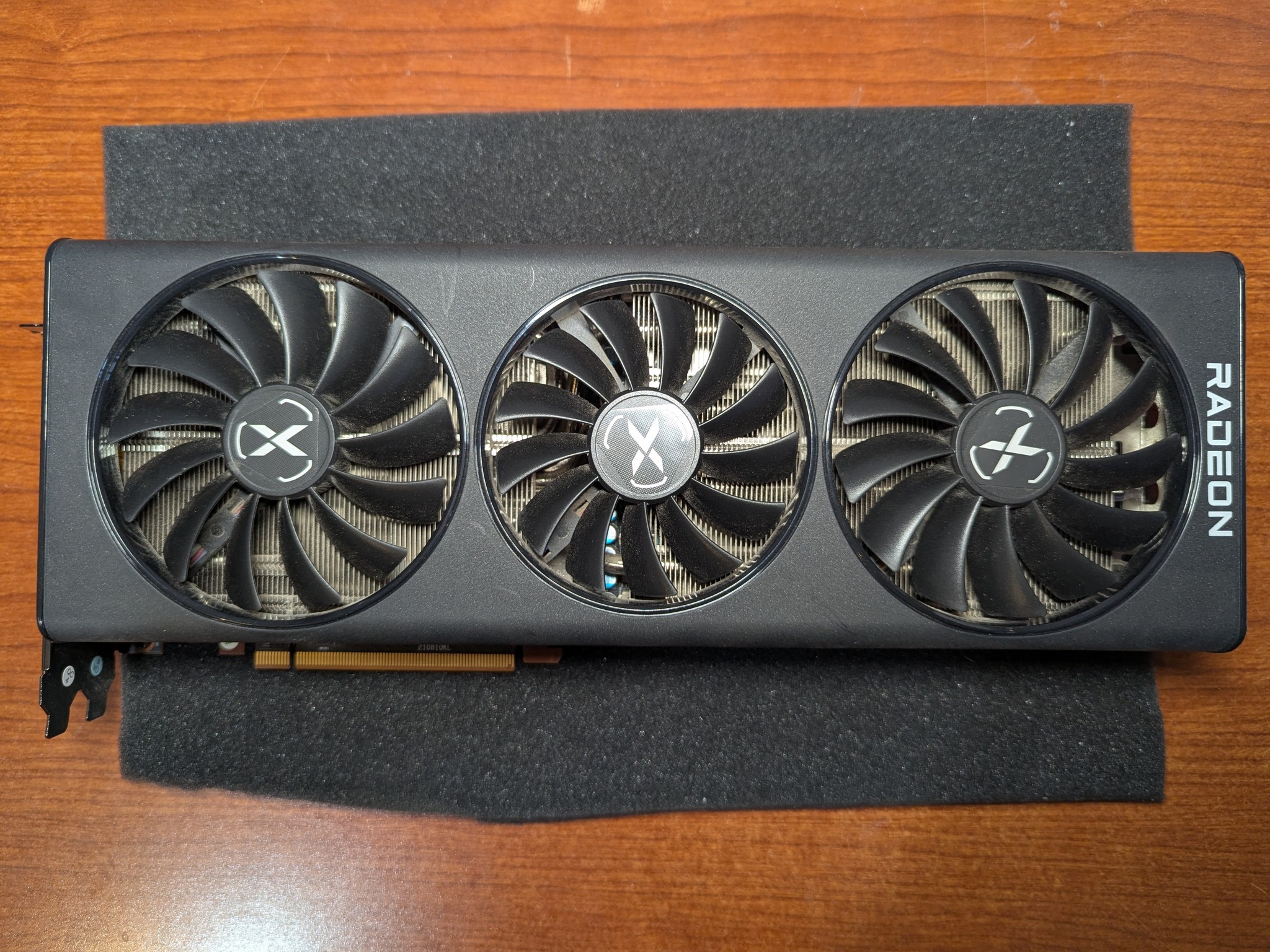 XFX SWFT 319 AMD RADEON RX 6800 Graphics Card | 16GB VRAM | Used