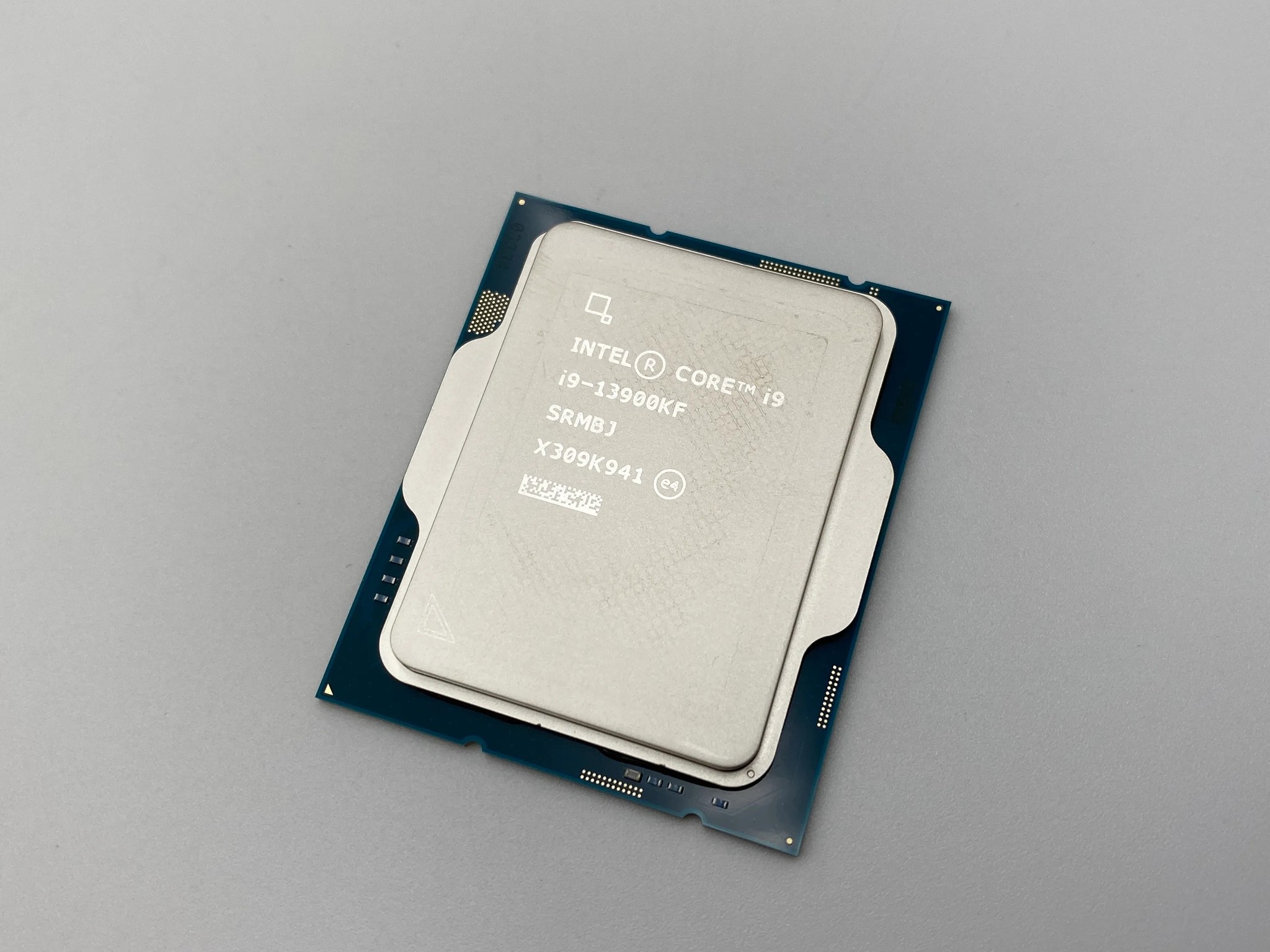 Intel Core i9-13900KF Processor (5.8 GHz, 24 Cores, LGA 1700)