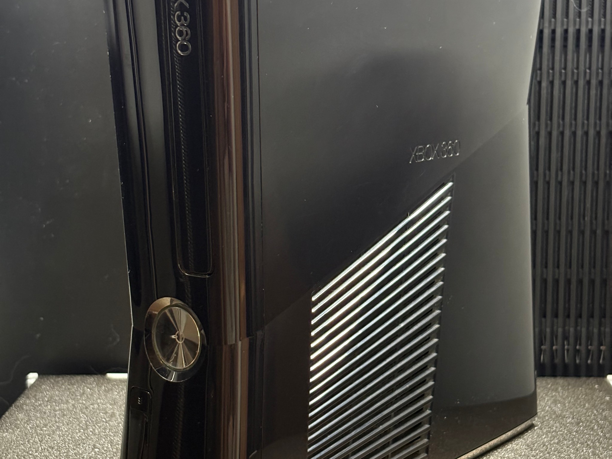 Xbox 360 Slim