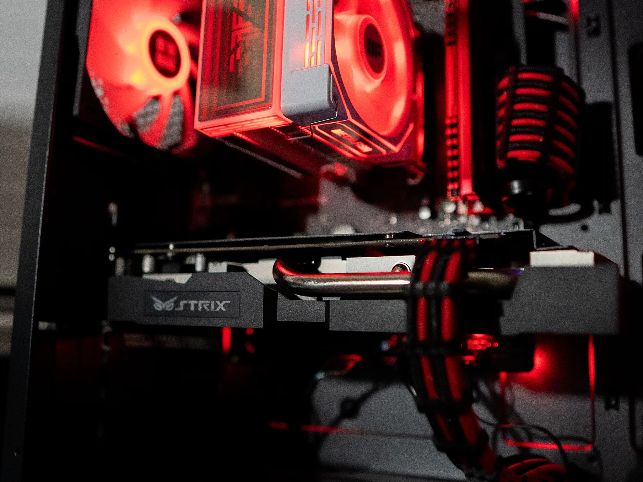 WEEKEND SALE 🩸⚫ | ASUS STRIX R9 380 | RYZEN 3 1300X | 16GB DDR4 RAM | 256GB NVME SSD + 1TB HDD |