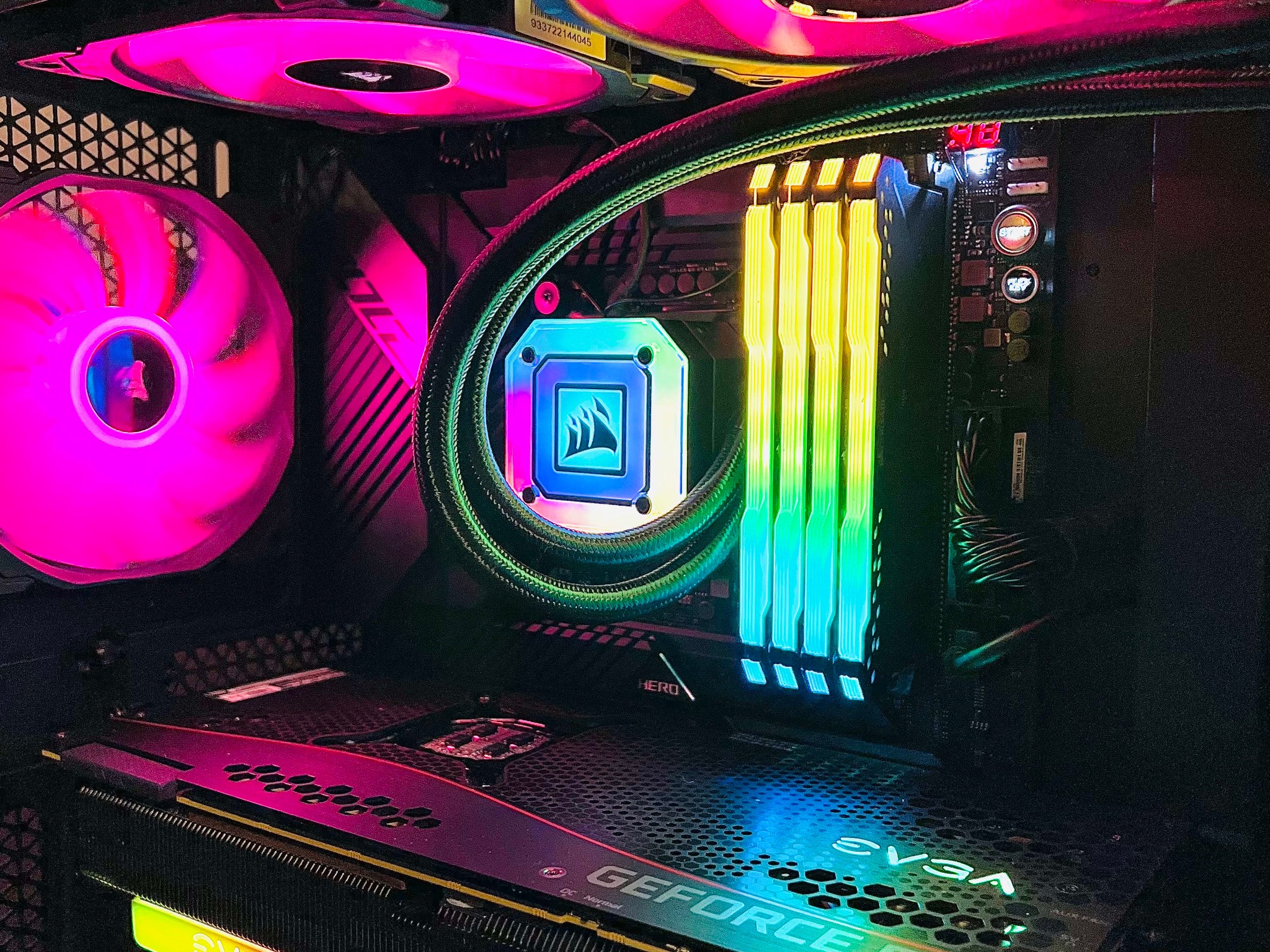 11900K-EVGA 3090 FTW3-Corsair 4000XD Ultra Gaming/Streaming PC