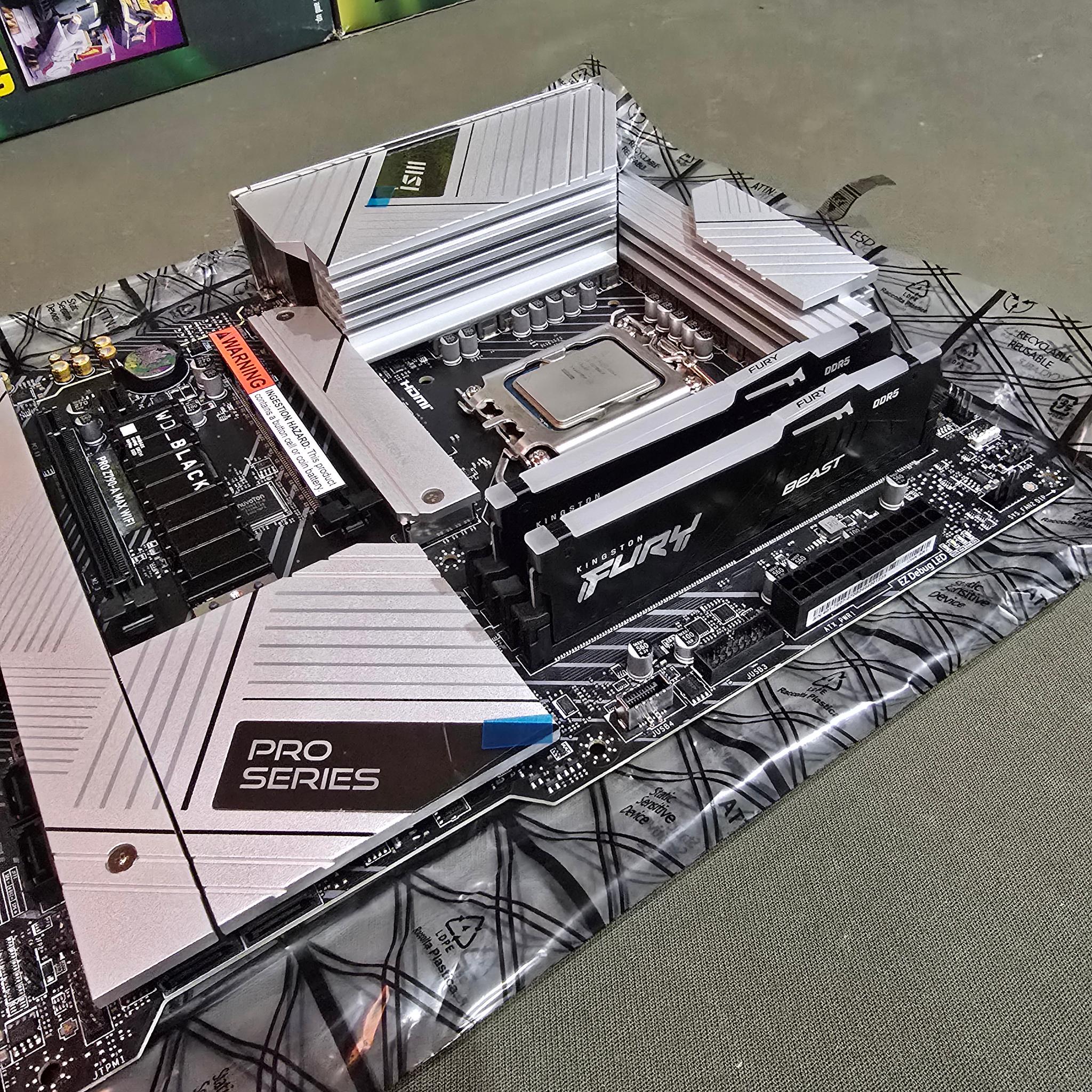 MSI Z790-A MAX WiFi Intel I7 12700KF Kingston Fury 32GB DDR5 WD SN850X 2TB SSD w/ Heatsink New