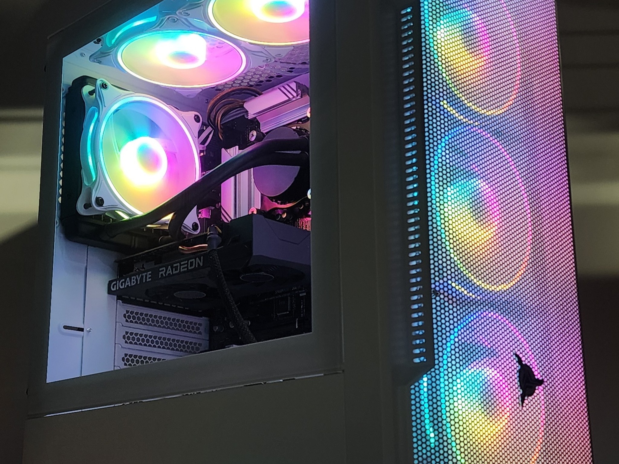Gaming PC i5-10400F 16GB RAM 500GB SSD RX 6500 XT 4GB Windows 11 Computer