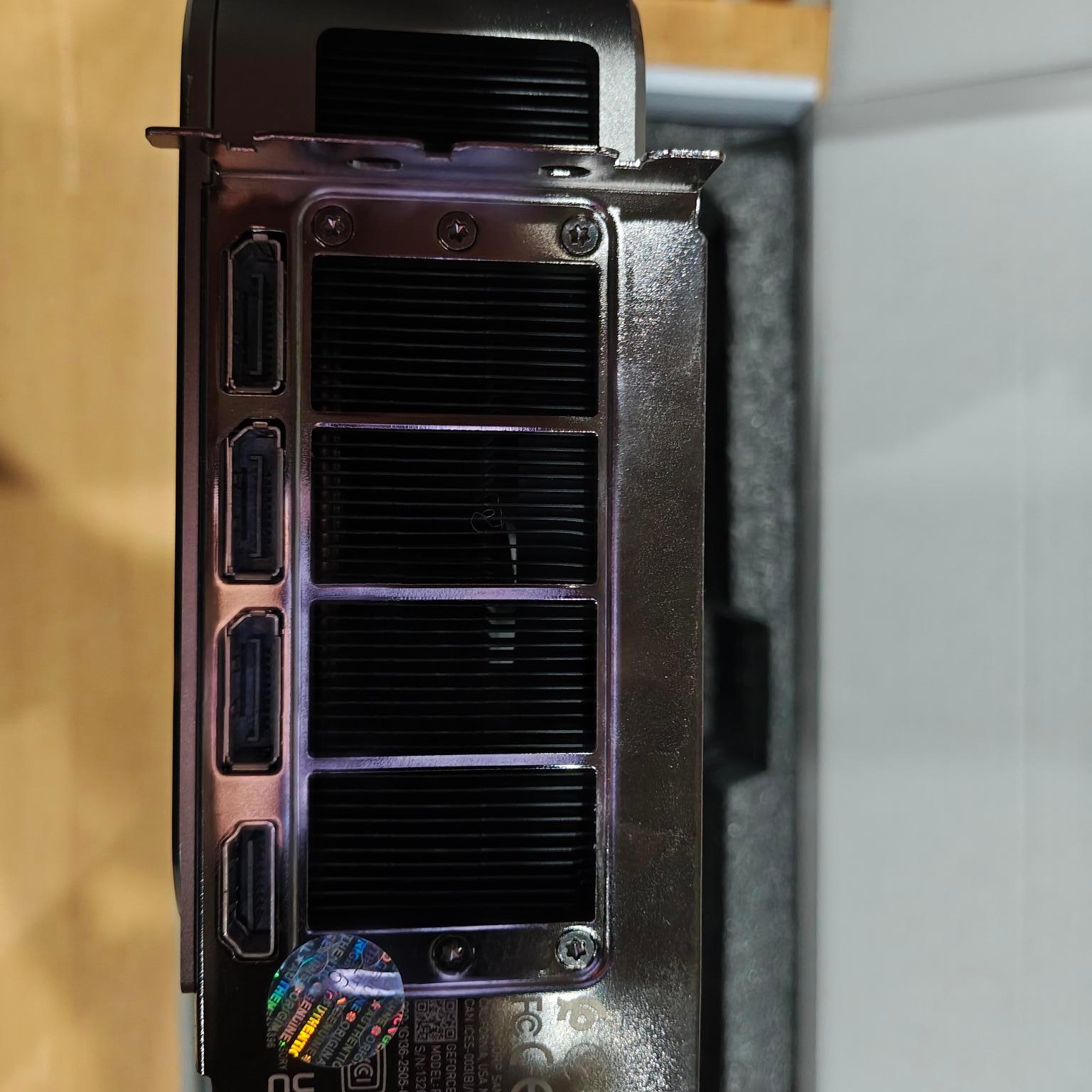 NVIDIA GeForce RTX 3090 Ti Founders Edition