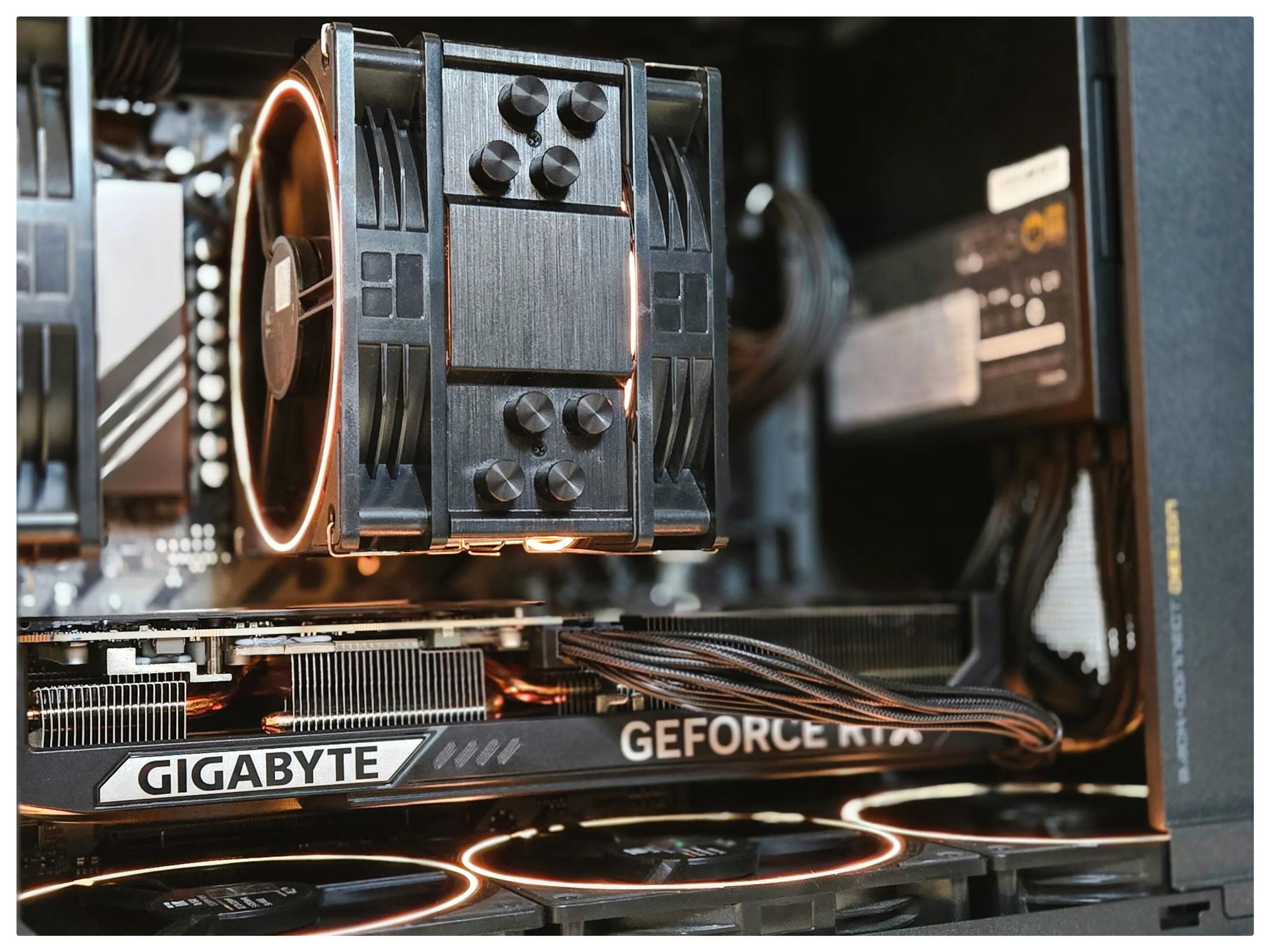 RTX 5070 | Ryzen 5 8400F | RGB Gaming PC