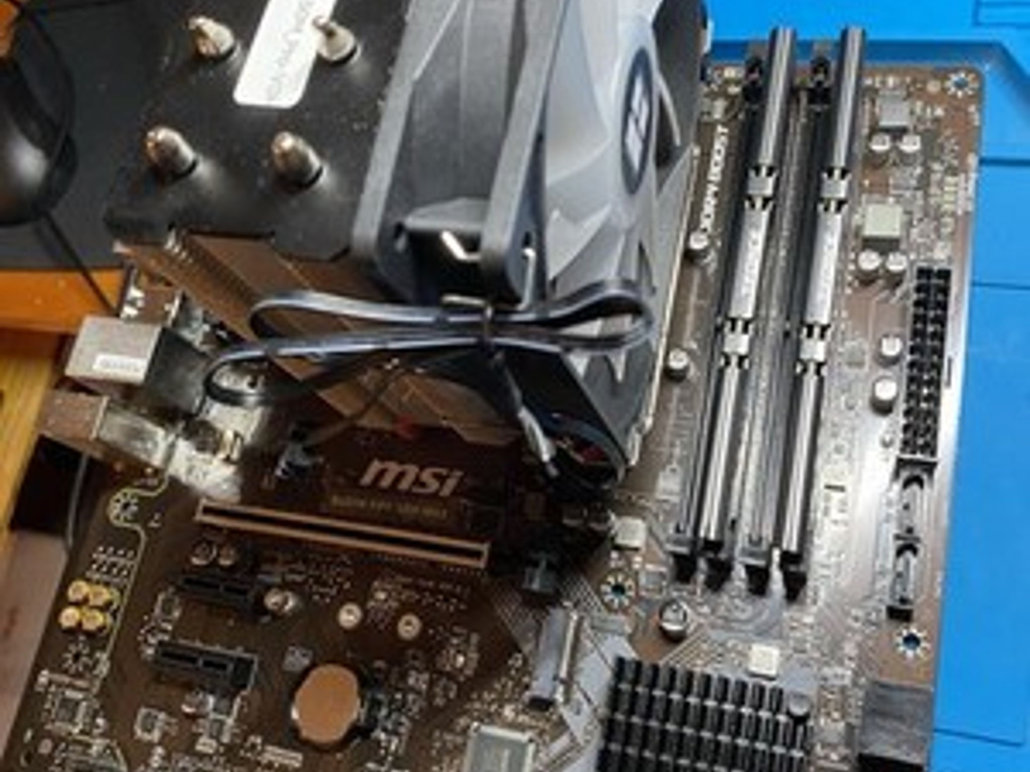 AM4 MSI B450M Pro, R9 3900X, 16GB T-Force DDR4 Bundle