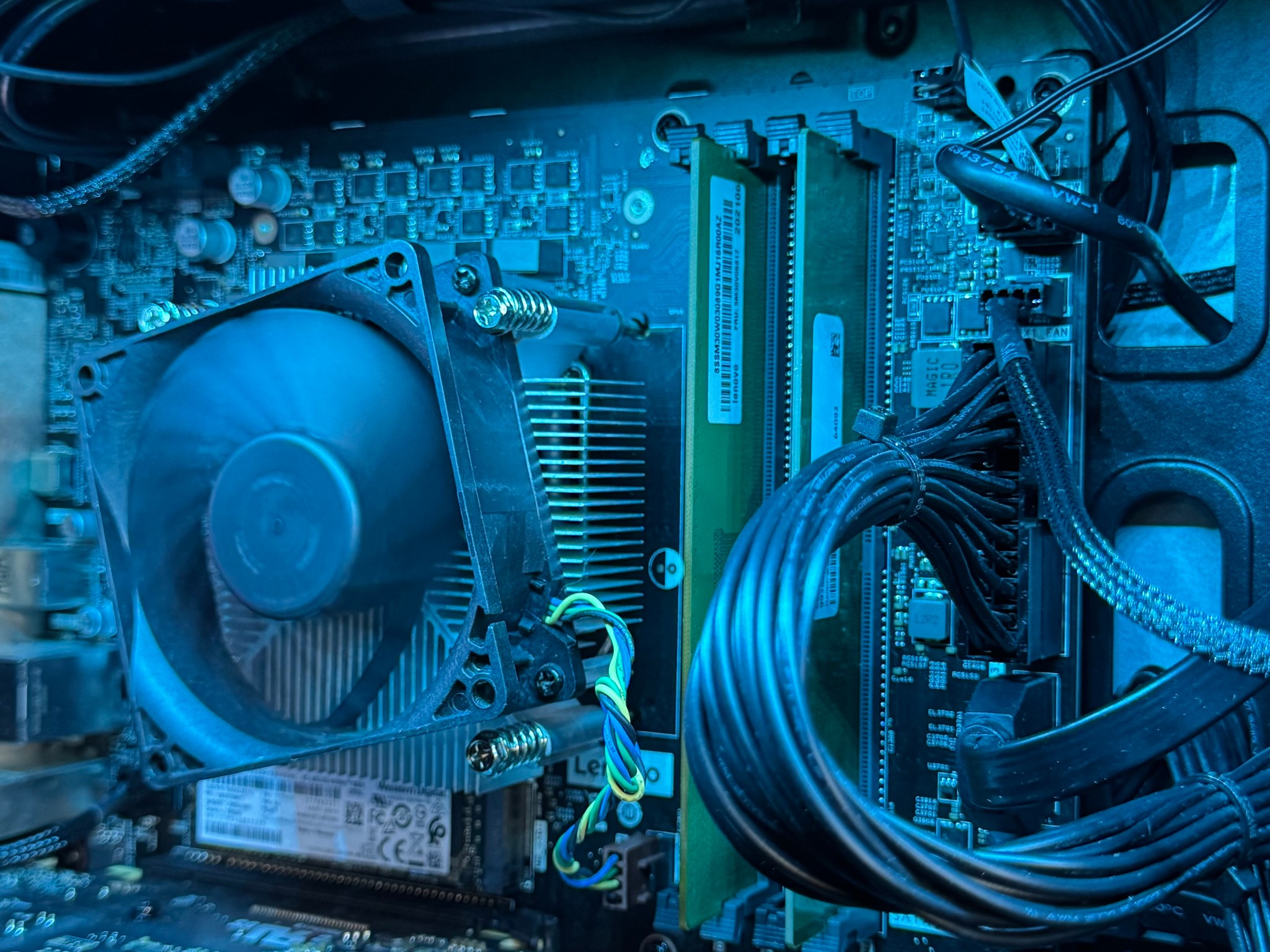 GTX 1650 Super | i5-10400F | 16GB DDR4 | 256GB NVMe SSD + 1TB HDD
