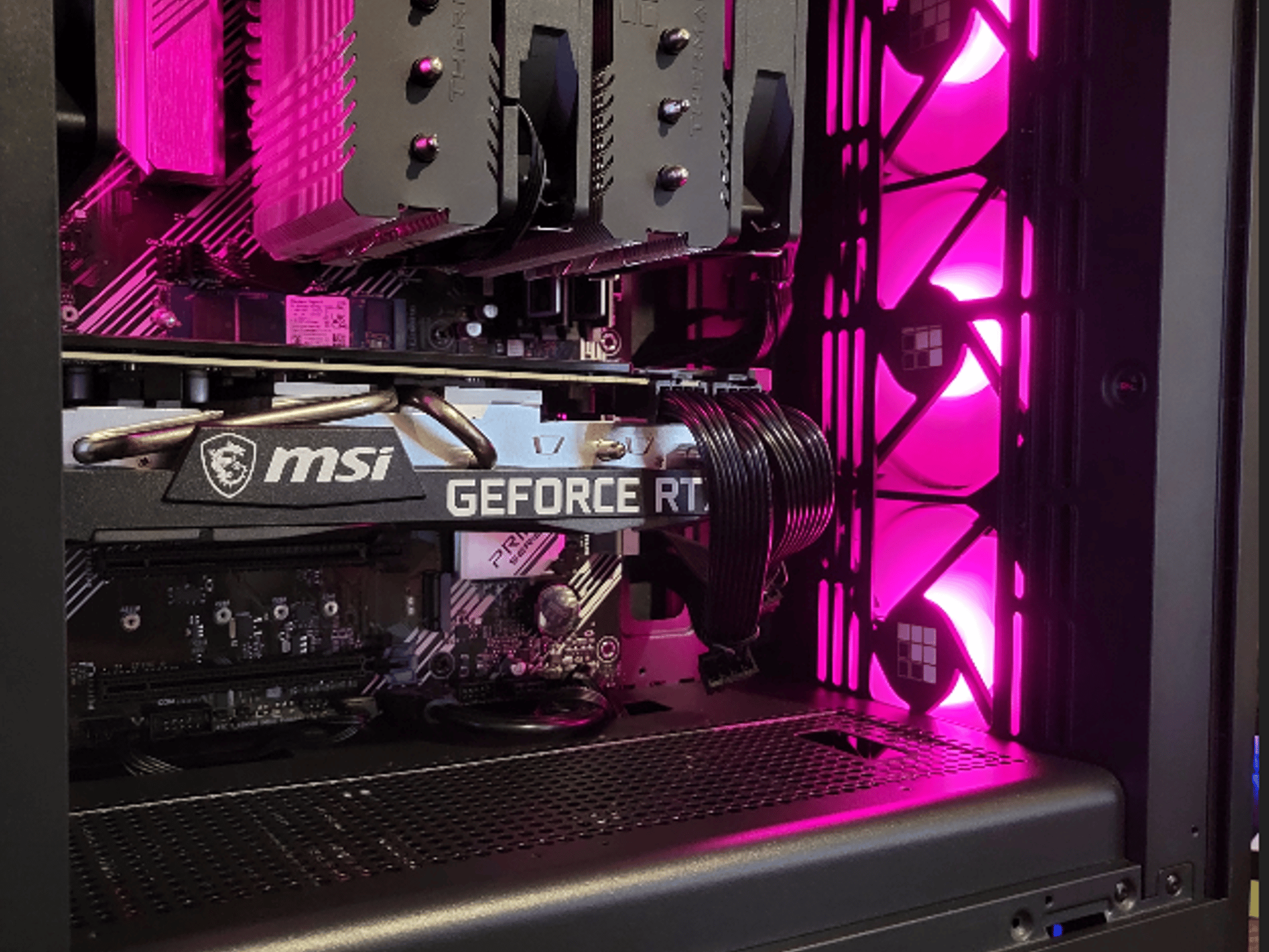 Rtx 3070| Ryzen 9 5900x | 32gb ram | 2tb m.2 ssd | Gaming and streaming PC