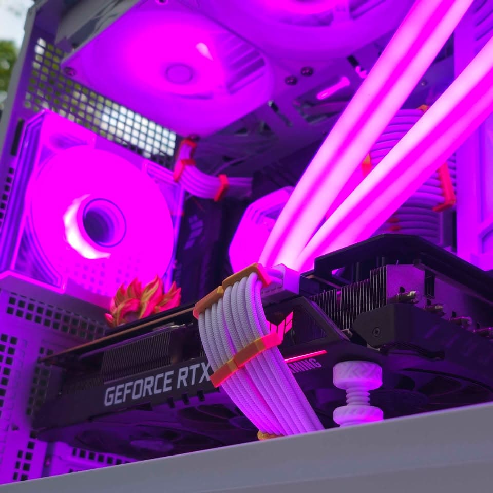 ⚜️White/Gold Custom Gaming PC • RTX 3070 Ti, Intel i7, 16GB RAM, 1TB SSD • Plug n' Play