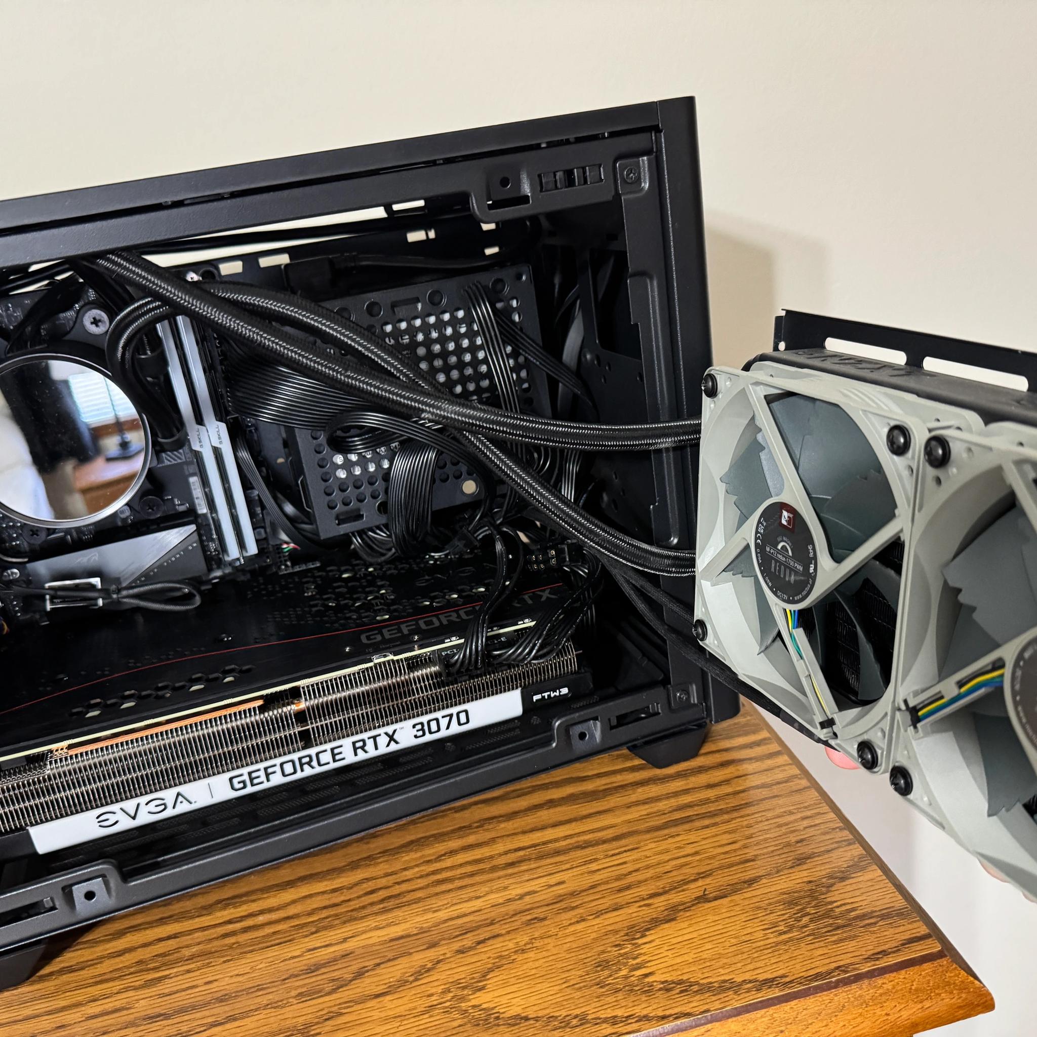 SFF PC - EVGA FTW3 3070, Noctua Fans, 850W 80+ Platinum PSU