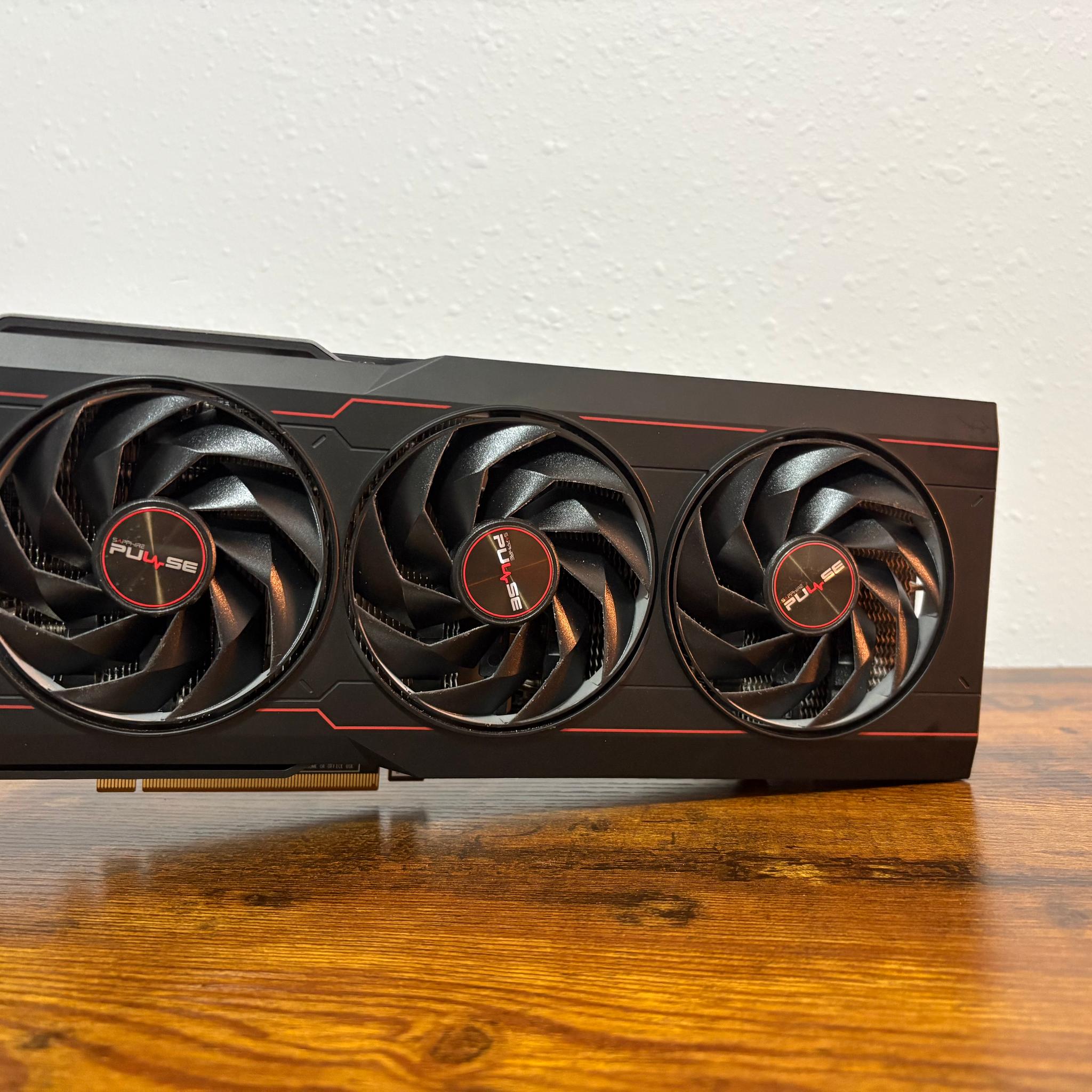 SAPPHIRE PULSE Radeon RX 7900 XT