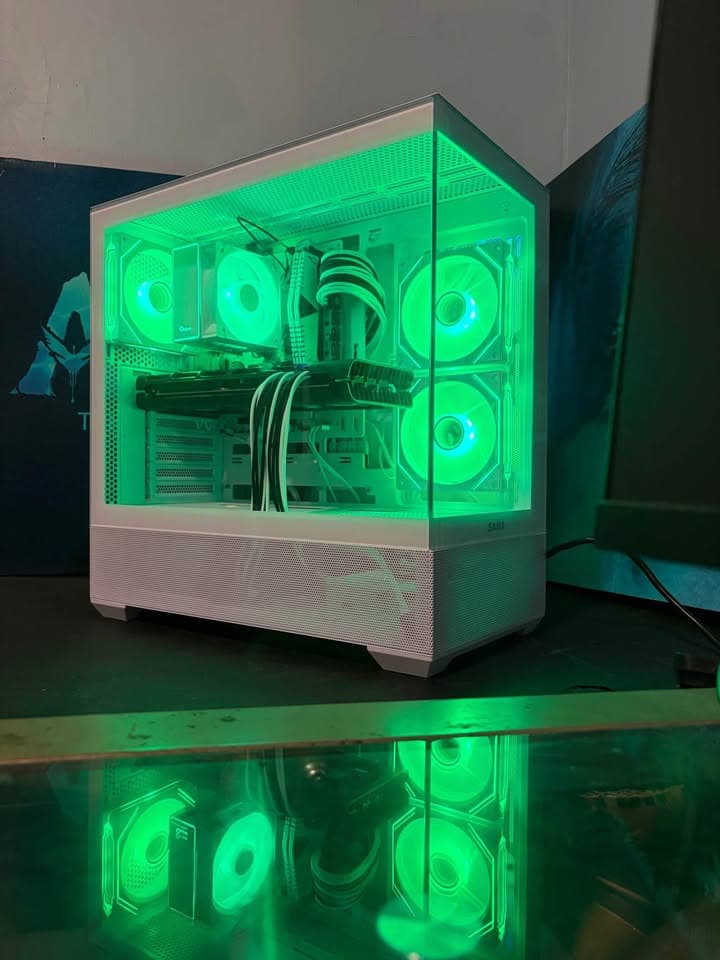 RX 5700XT|Ryzen 5 4500|32GB RAM|1TB M.2 SSD|Windows 11 Pro