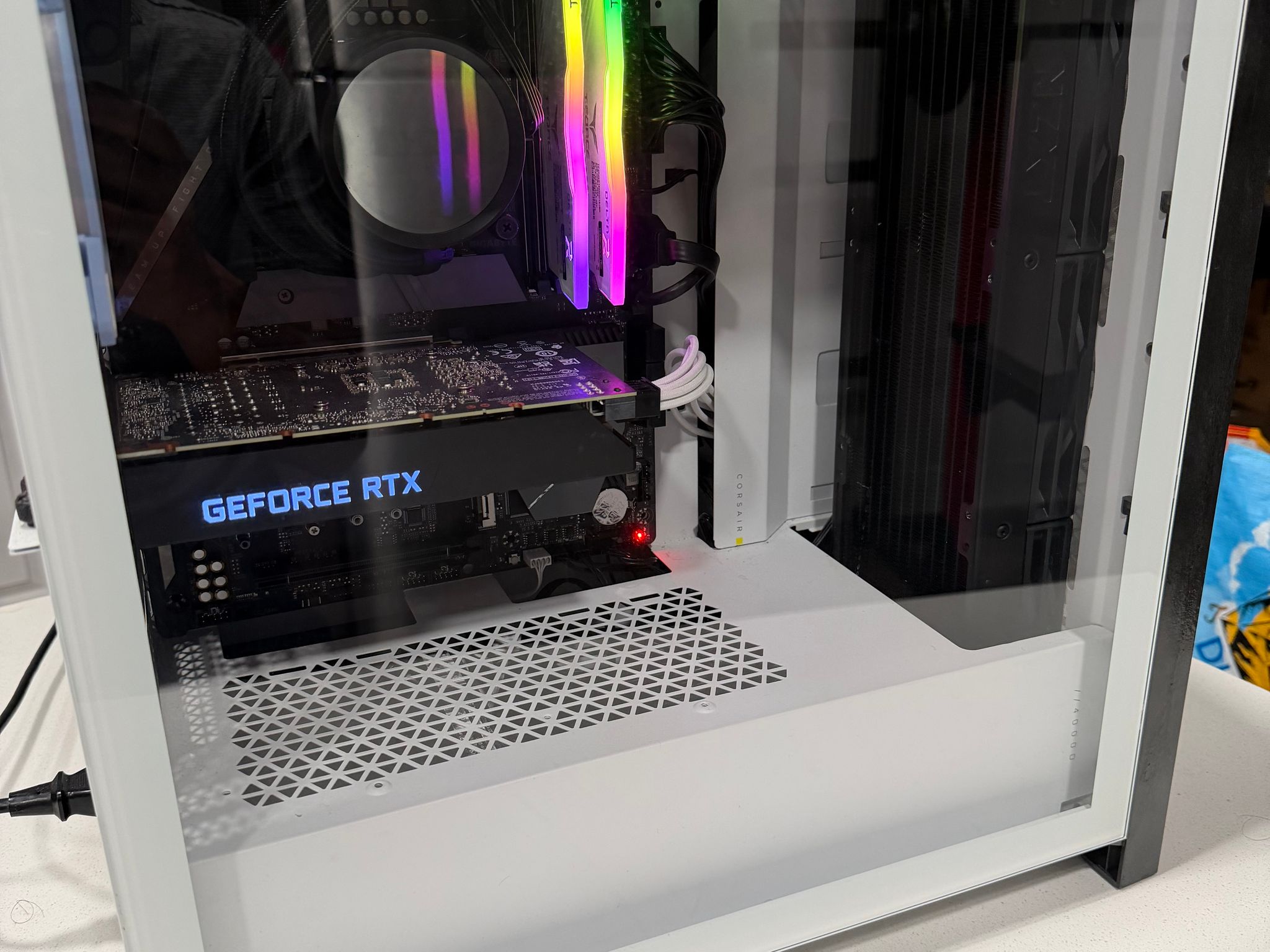 White Corsair Gaming PC – i9-11900K, RTX 3060, 1TB NVMe, 360mm Liquid Cooling