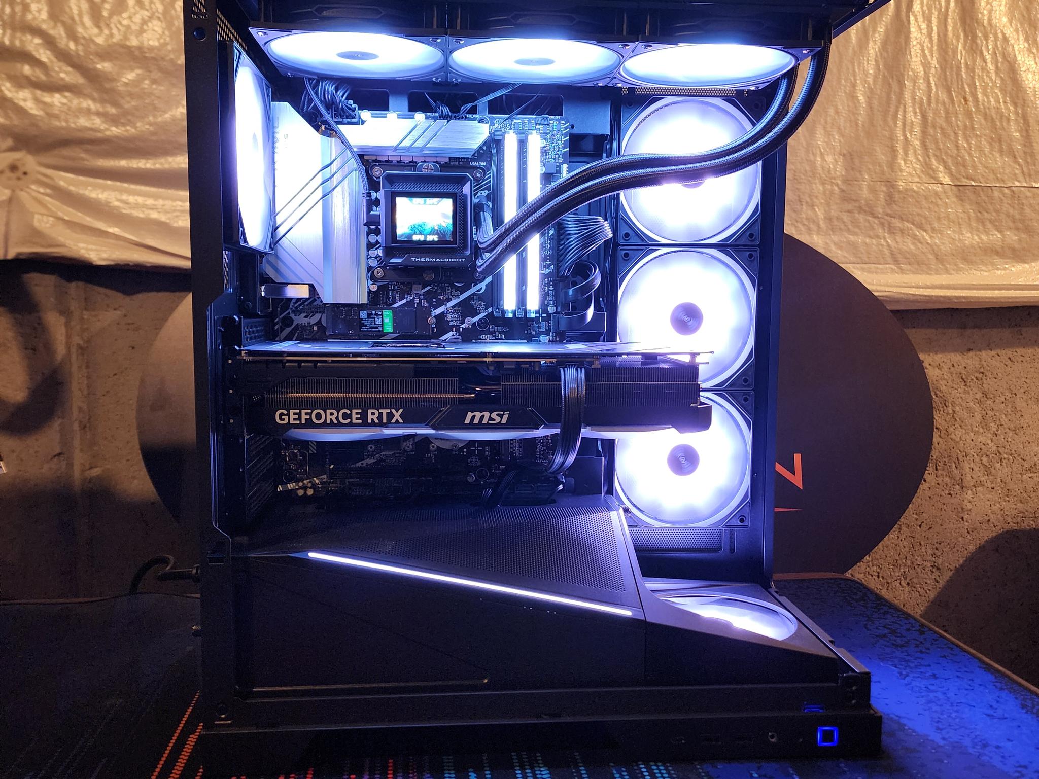 RTX 4080 SUPER / i9-14900KF / 32GB DDR5 RAM / 2TB NVMe SSD